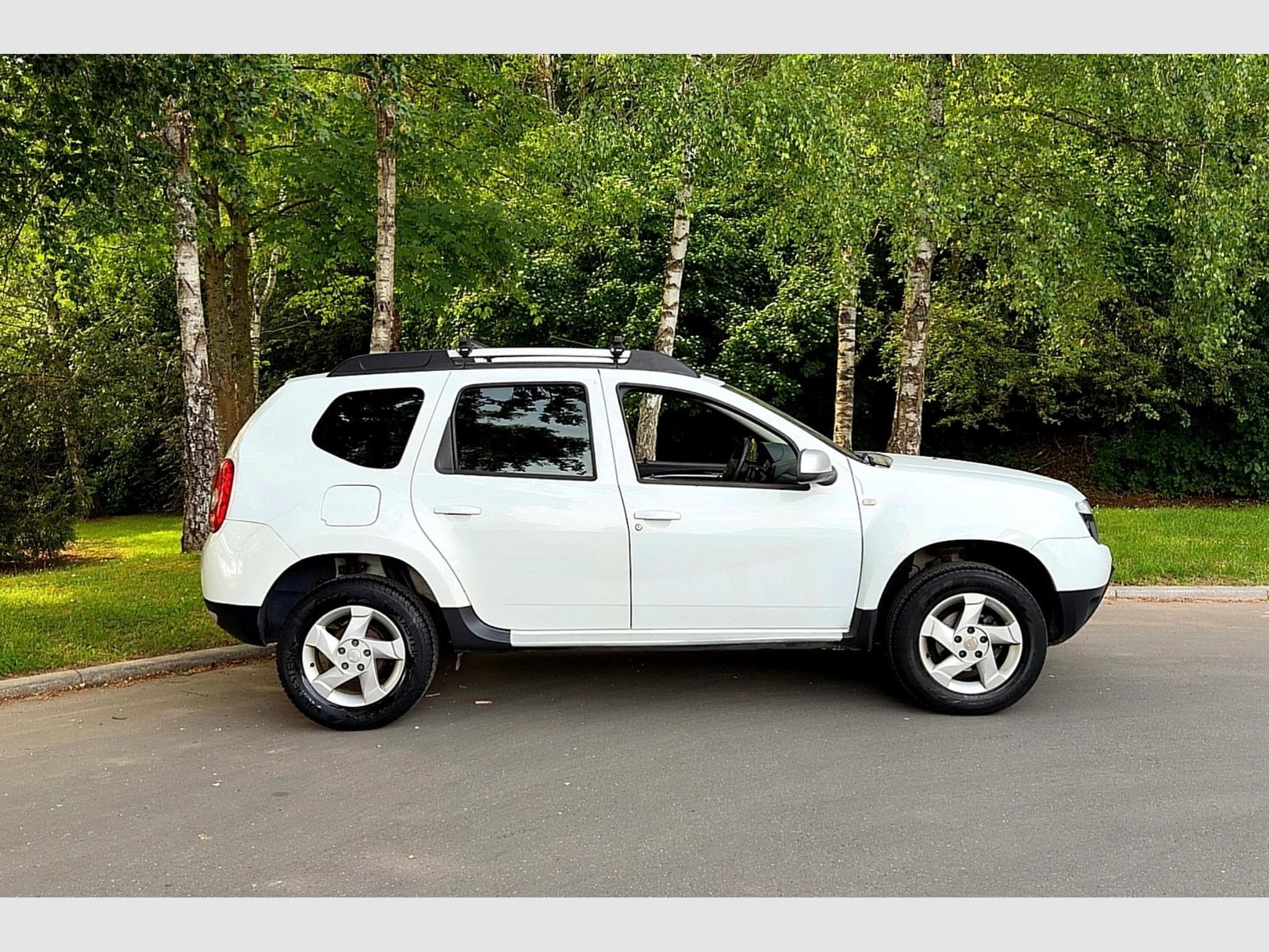 Dacia Duster 1.6 16v 4x4 (2011) - Photo 3