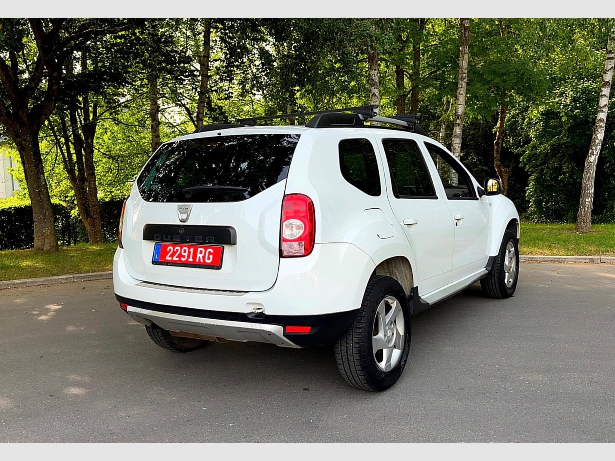 Dacia Duster 1.6 16v 4x4 (2011) - Photo 2
