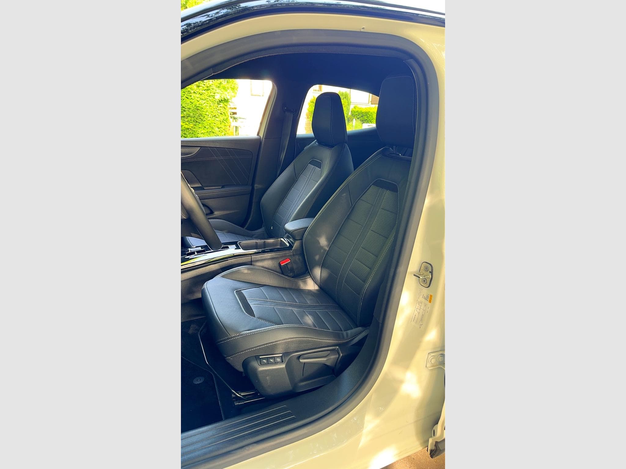 Opel Mokka S 1.2 130 (2022) - Photo 8