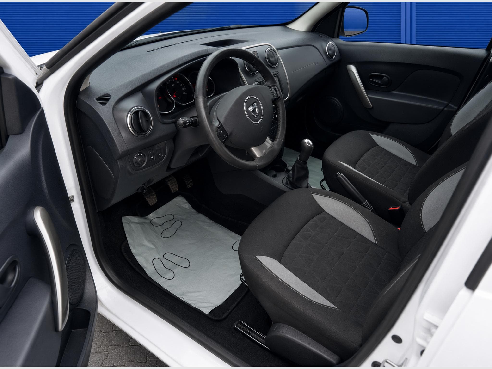 Dacia Sandero Stepway 1.5 DCI (2016) - Photo 6