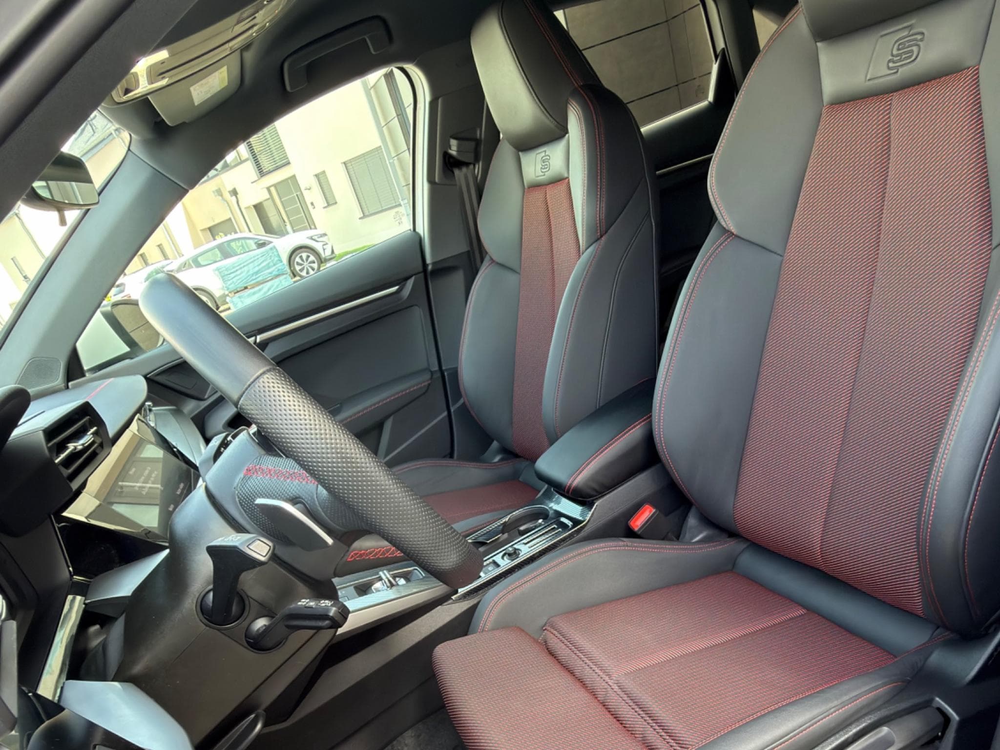 Audi S3 Quattro shadow line (2024) - Photo 2