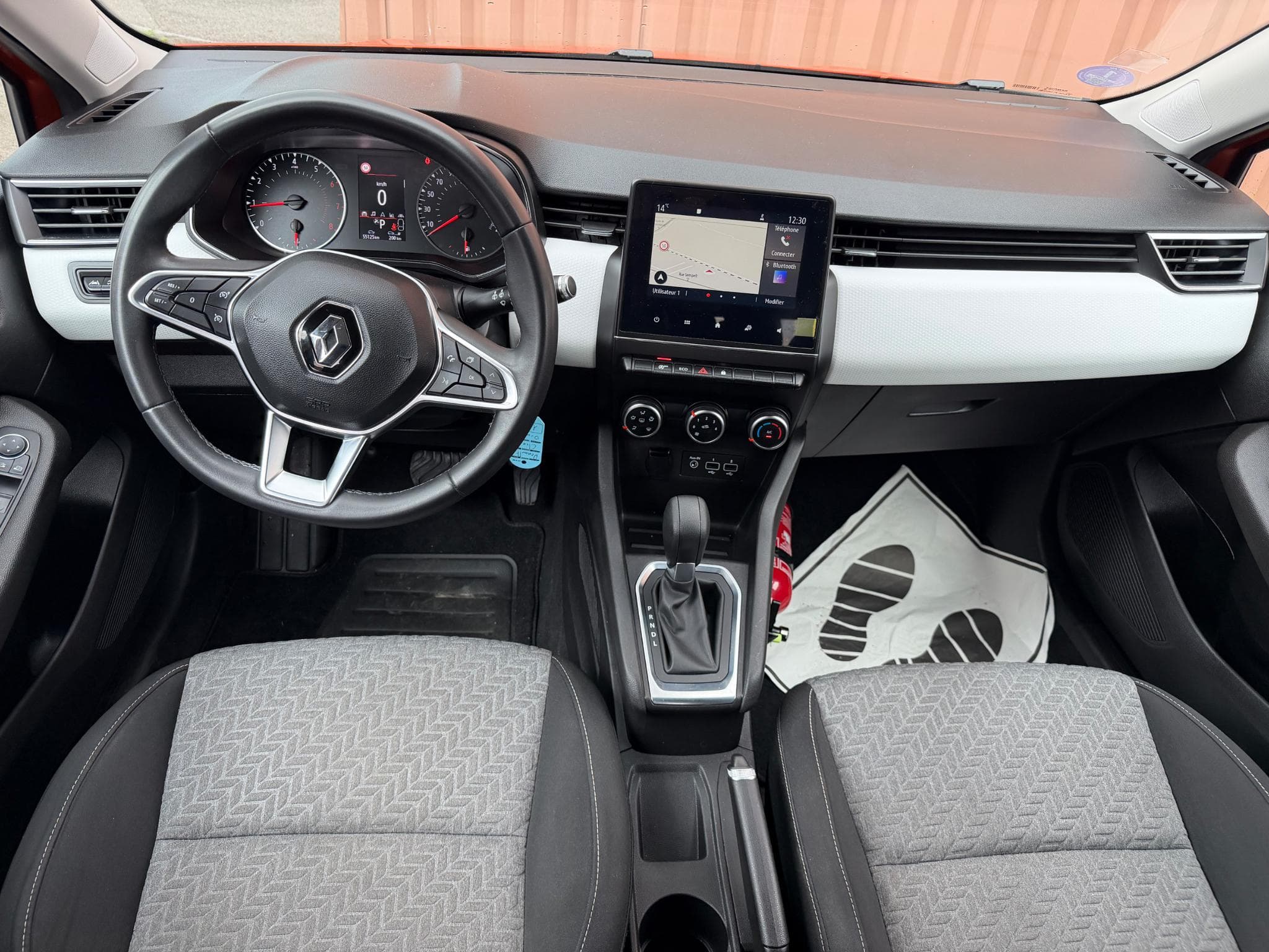 Renault Clio 1.0 TCE 90CH X-Tronic Limited Boîte Auto (2021) - Photo 3