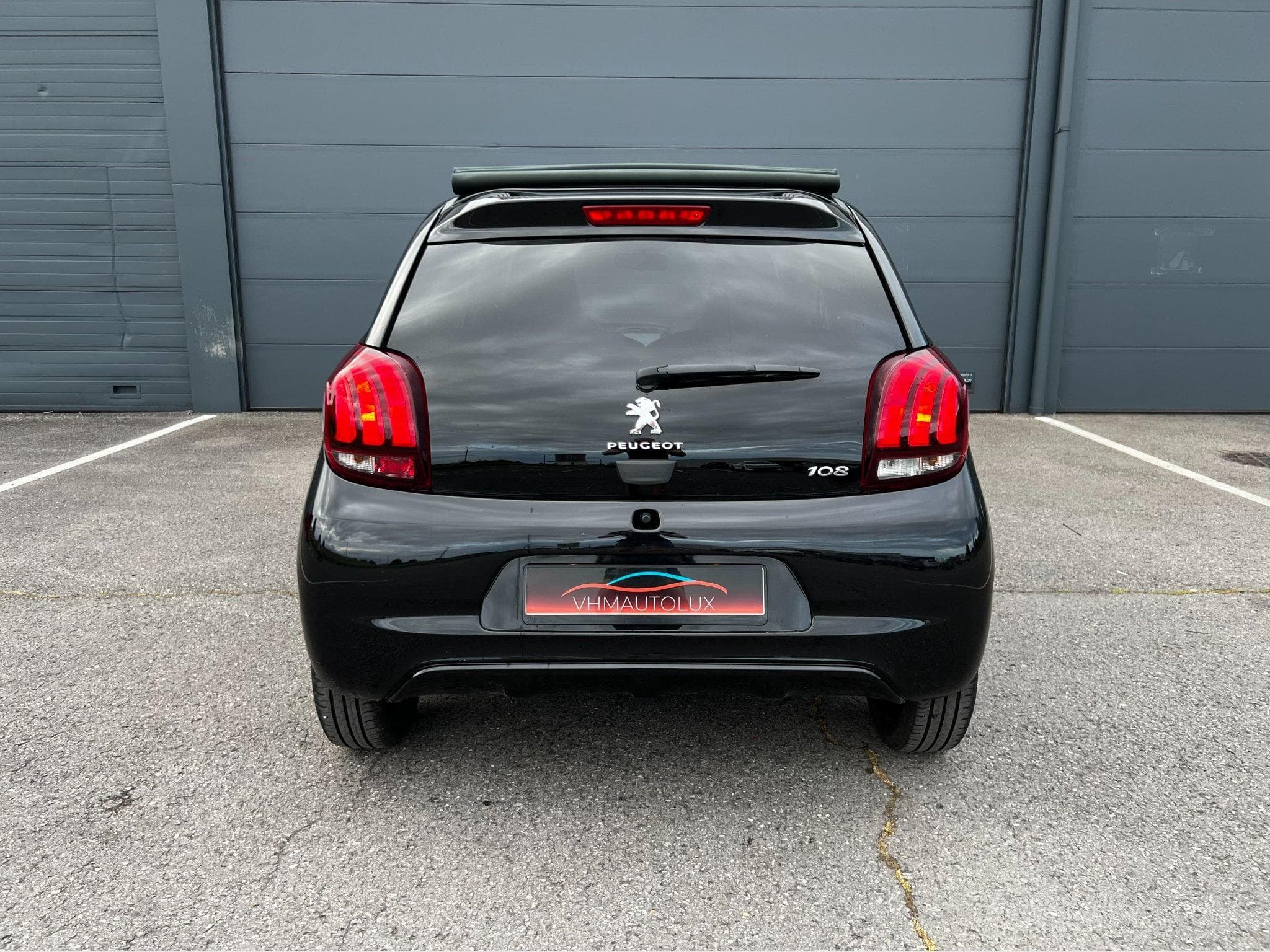 Peugeot 108 108 1.0 VTI Top! Collection *CABRIO* (2020) - Photo 4