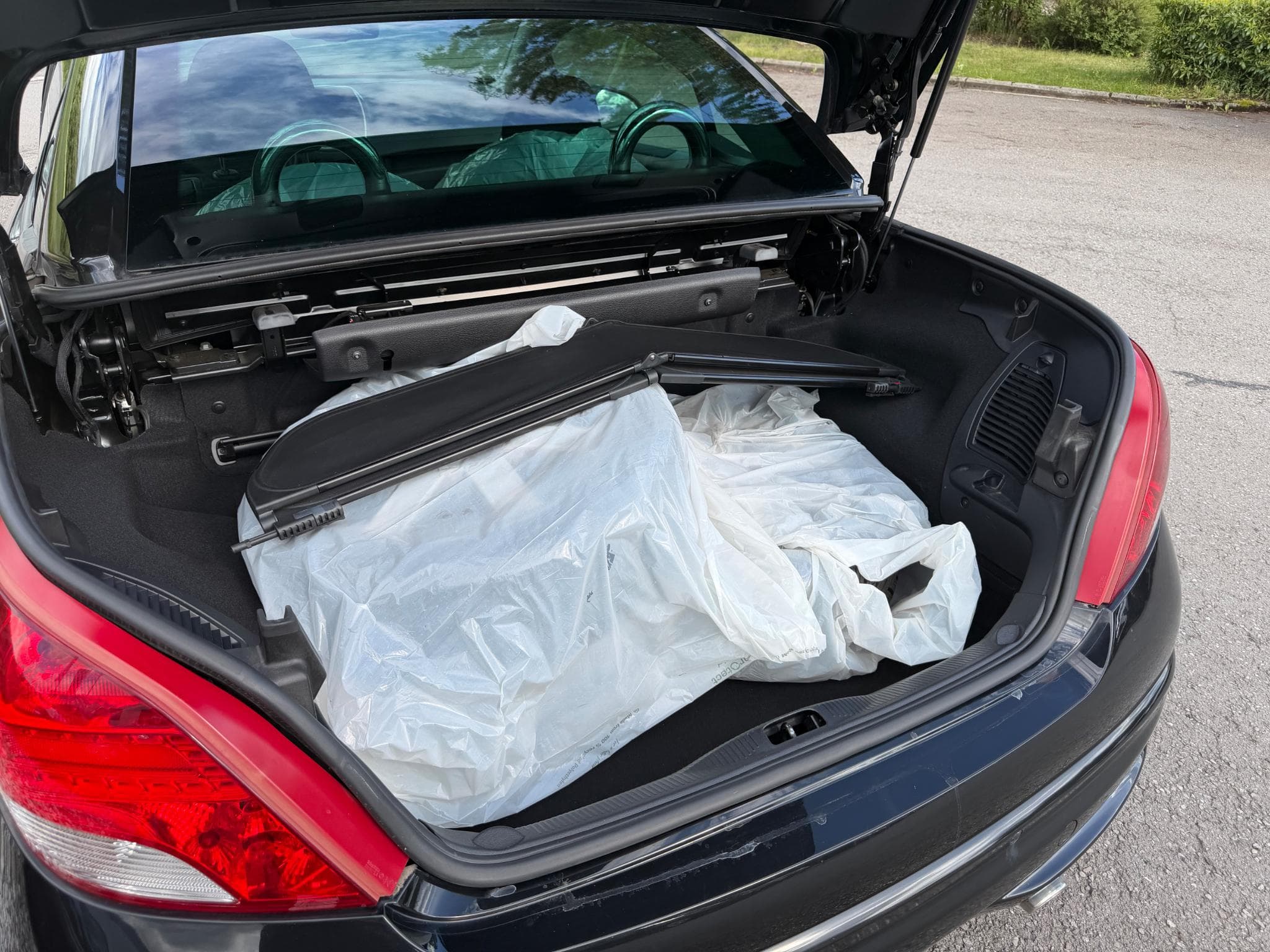 Peugeot 207 Cabriolet 1.6 Essence 88 kW BM 5 (2010) - Photo 6