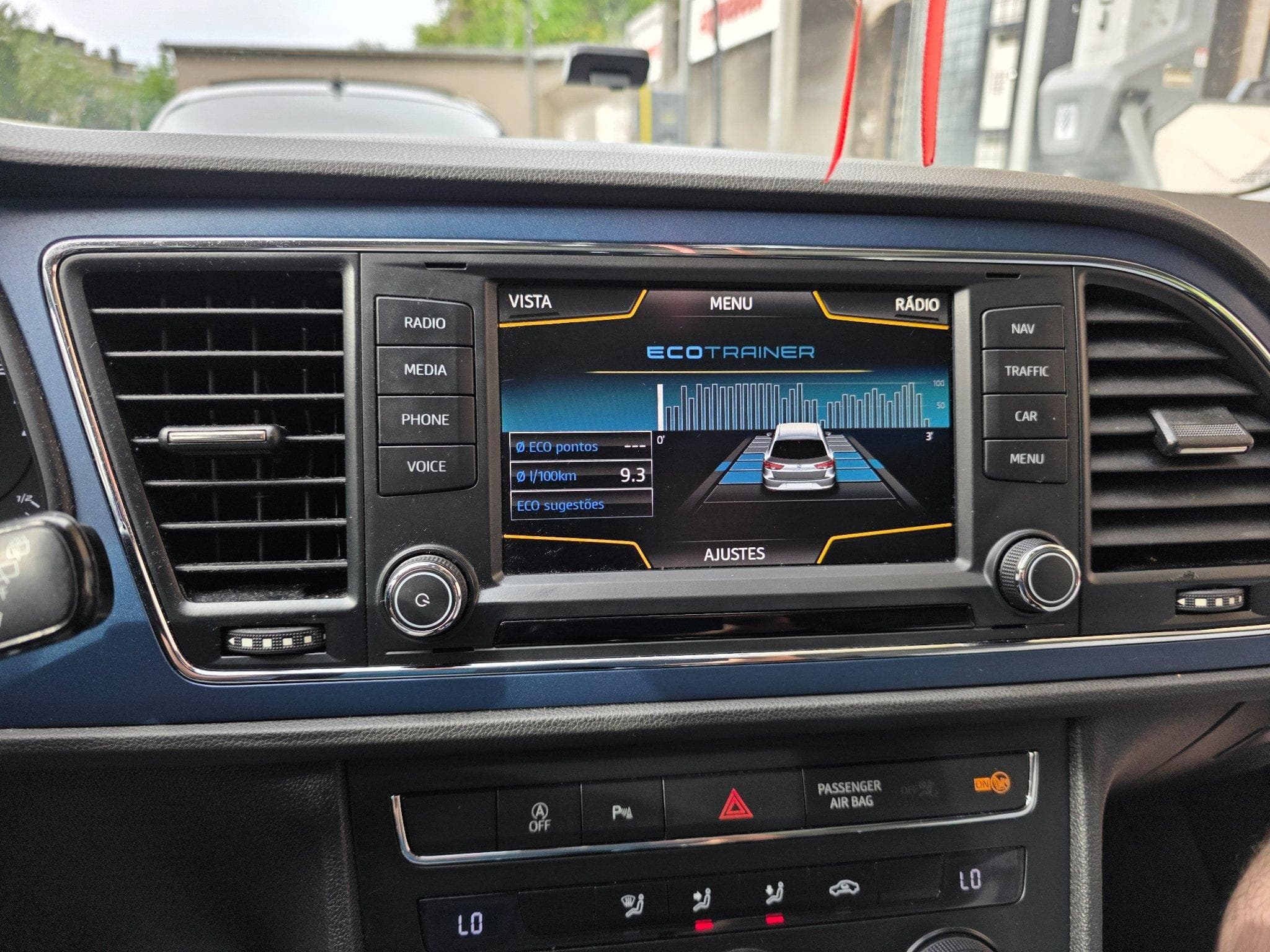 Seat Leon TDI PACK CONECT (2016) - Photo 8