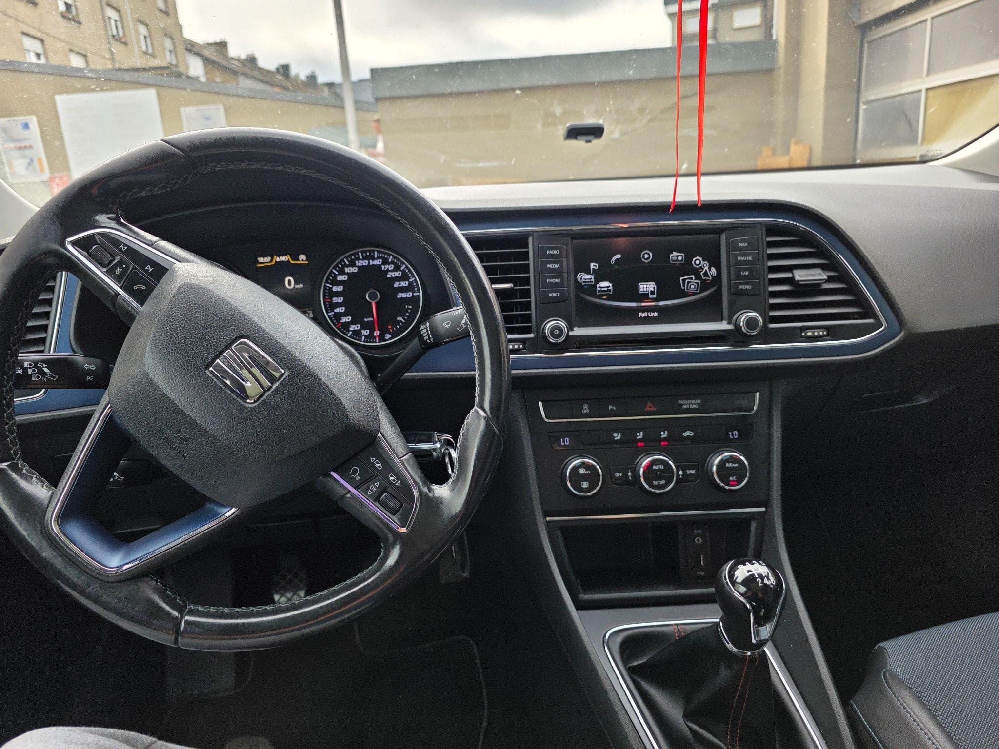 Seat Leon TDI PACK CONECT (2016) - Photo 10