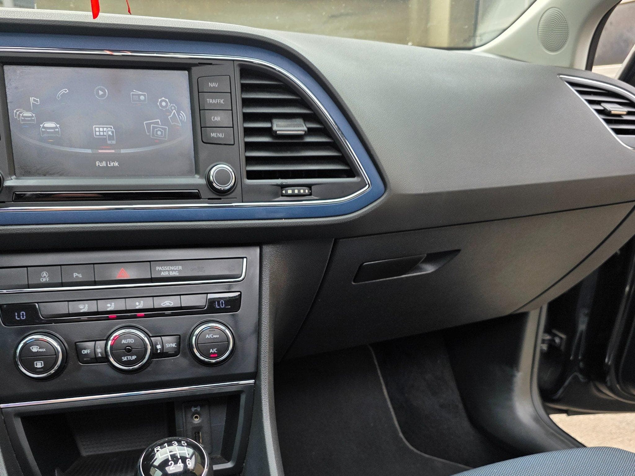 Seat Leon TDI PACK CONECT (2016) - Photo 14