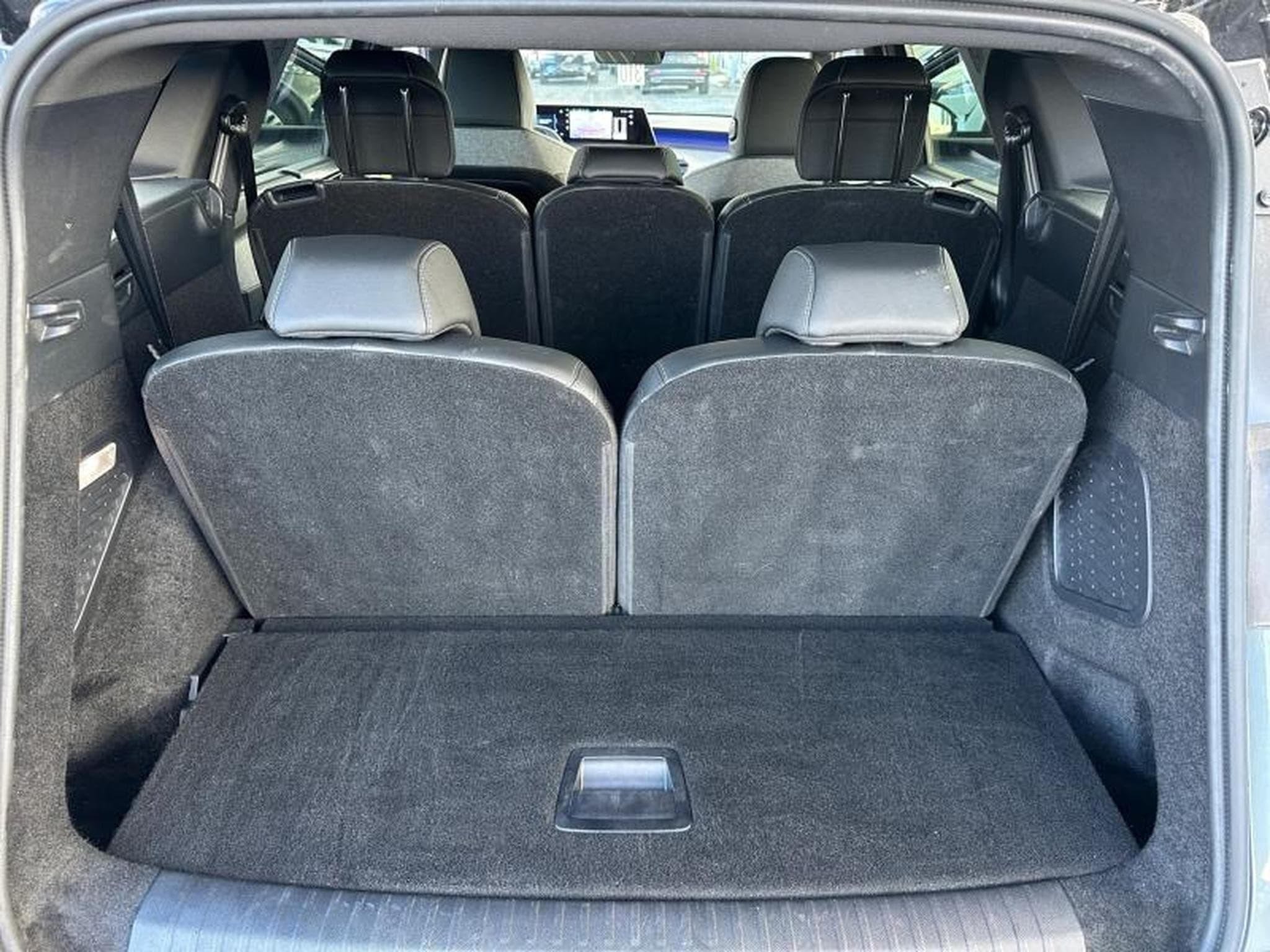 Peugeot 5008 e-GT Line / Essence (2024) - Photo 38