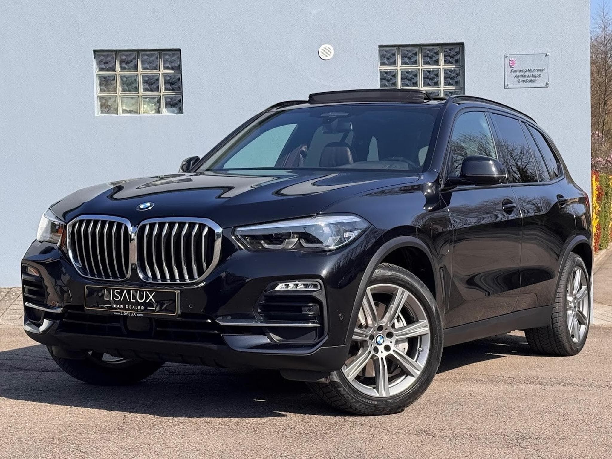 BMW X5 45E X-DRIVE 394 INDIVIDUAL ATTELAGE CARNET 1ERE MAIN APPLE C (2020) - Photo 1