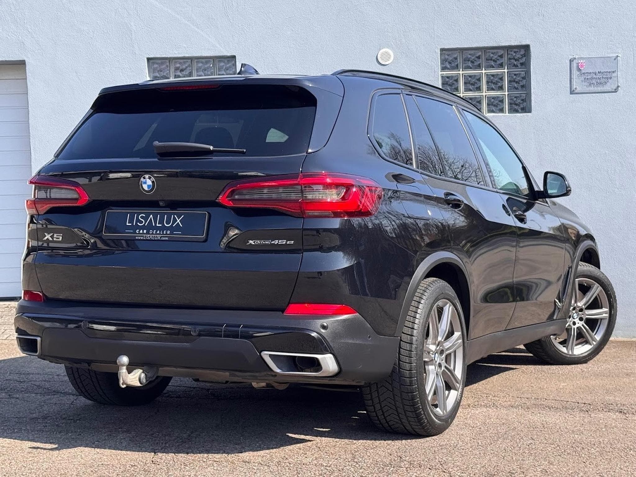 BMW X5 45E X-DRIVE 394 INDIVIDUAL ATTELAGE CARNET 1ERE MAIN APPLE C (2020) - Photo 2
