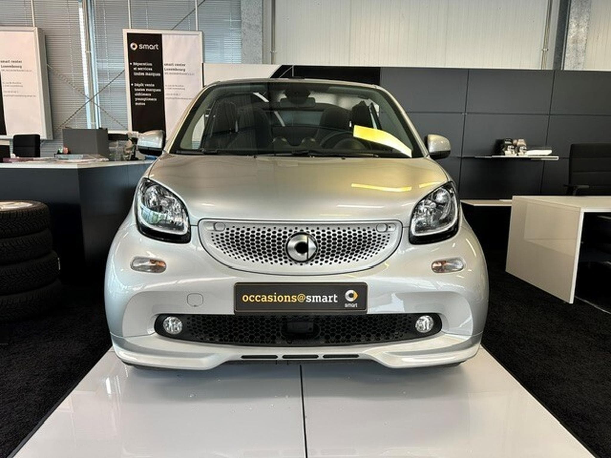 Smart Fortwo 66kw cabrio passion twinamic (2019) - Photo 2