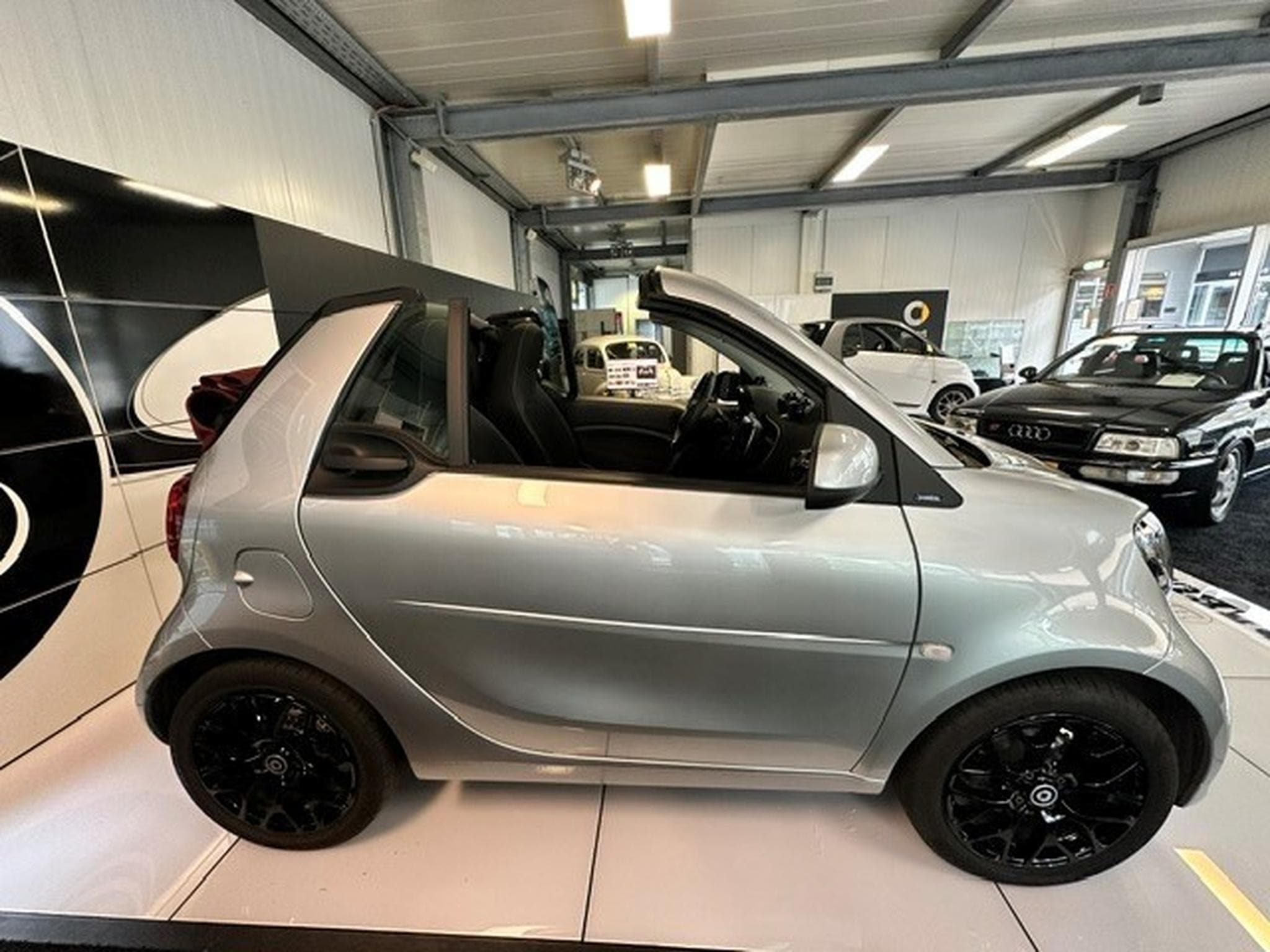 Smart Fortwo 66kw cabrio passion twinamic (2019) - Photo 4