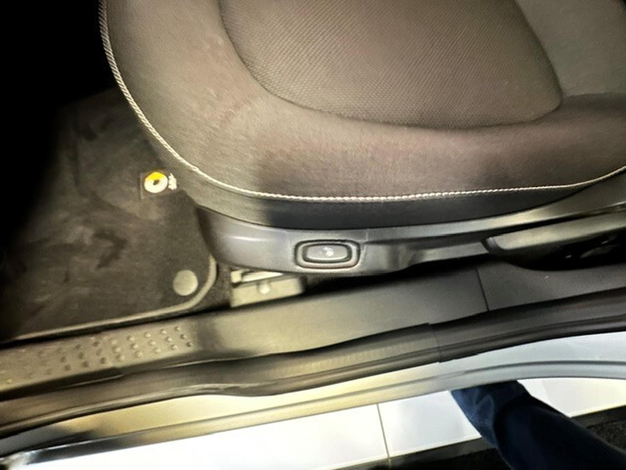 Smart Fortwo 66kw cabrio passion twinamic (2019) - Photo 13