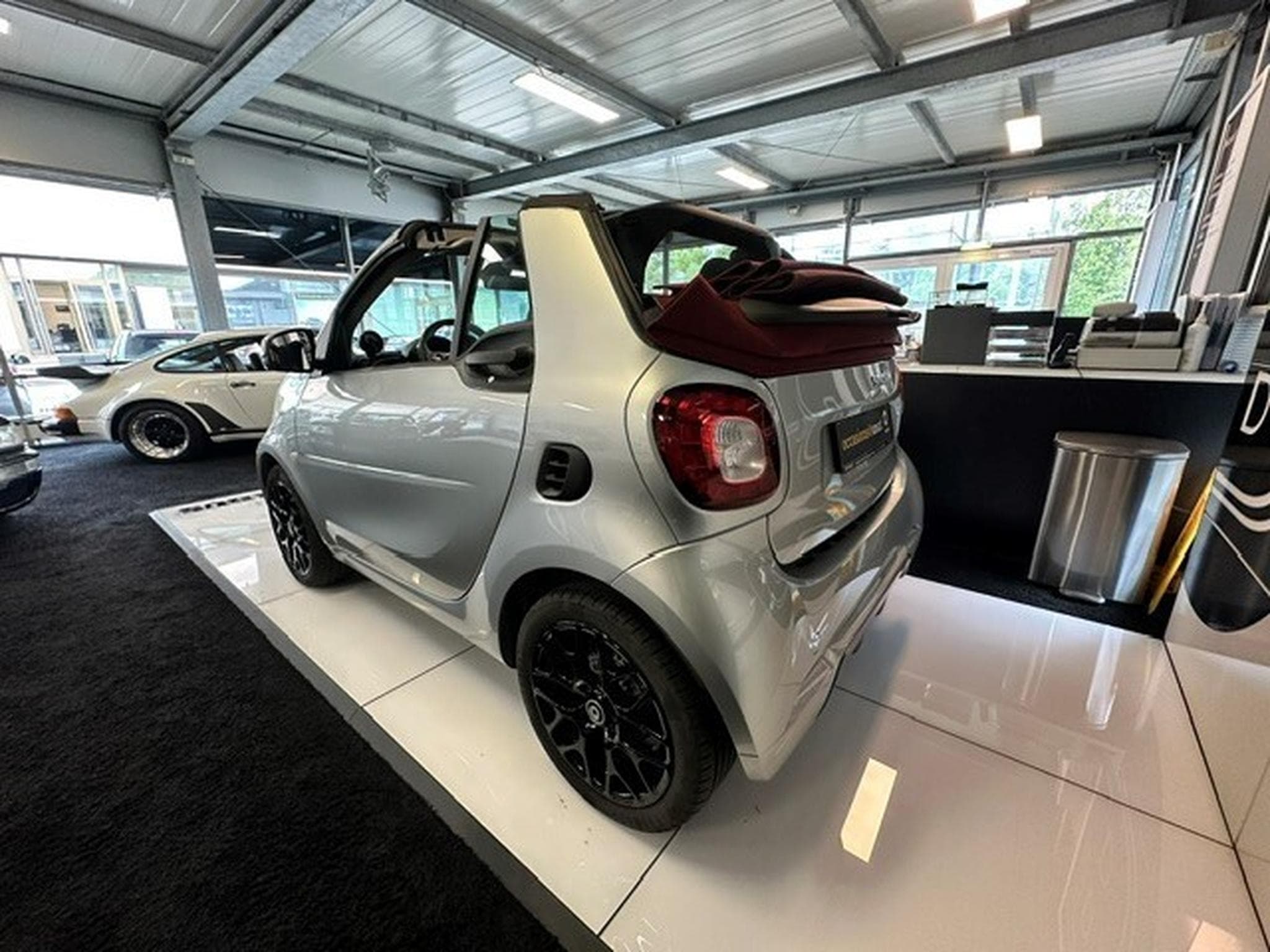 Smart Fortwo 66kw cabrio passion twinamic (2019) - Photo 7