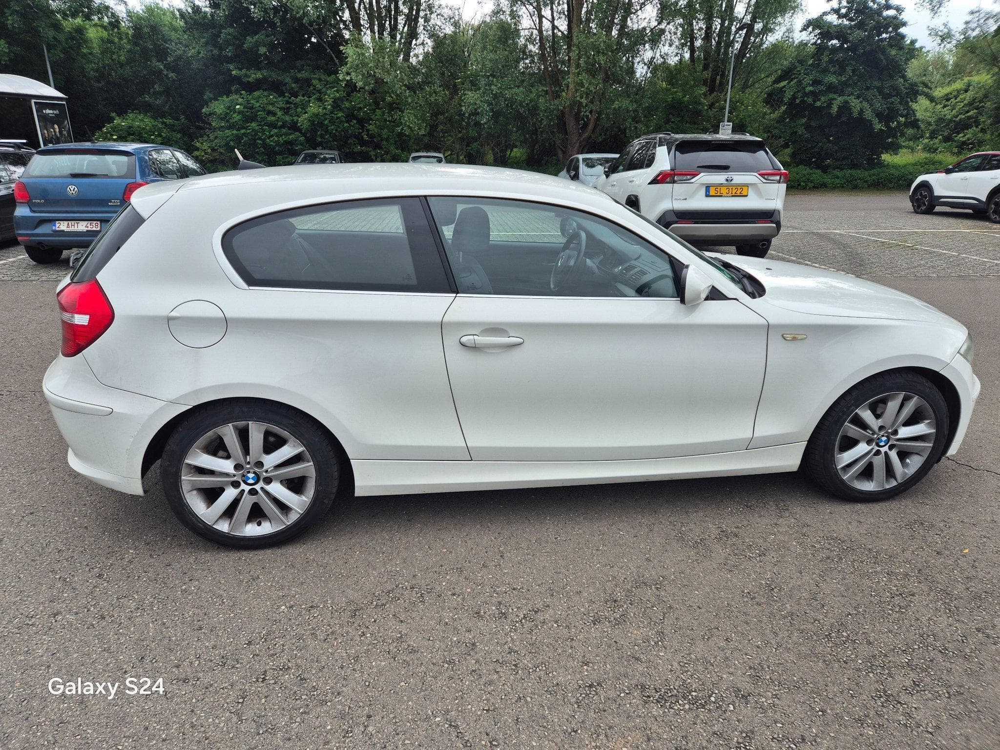 BMW 118 d (2011) - Photo 5