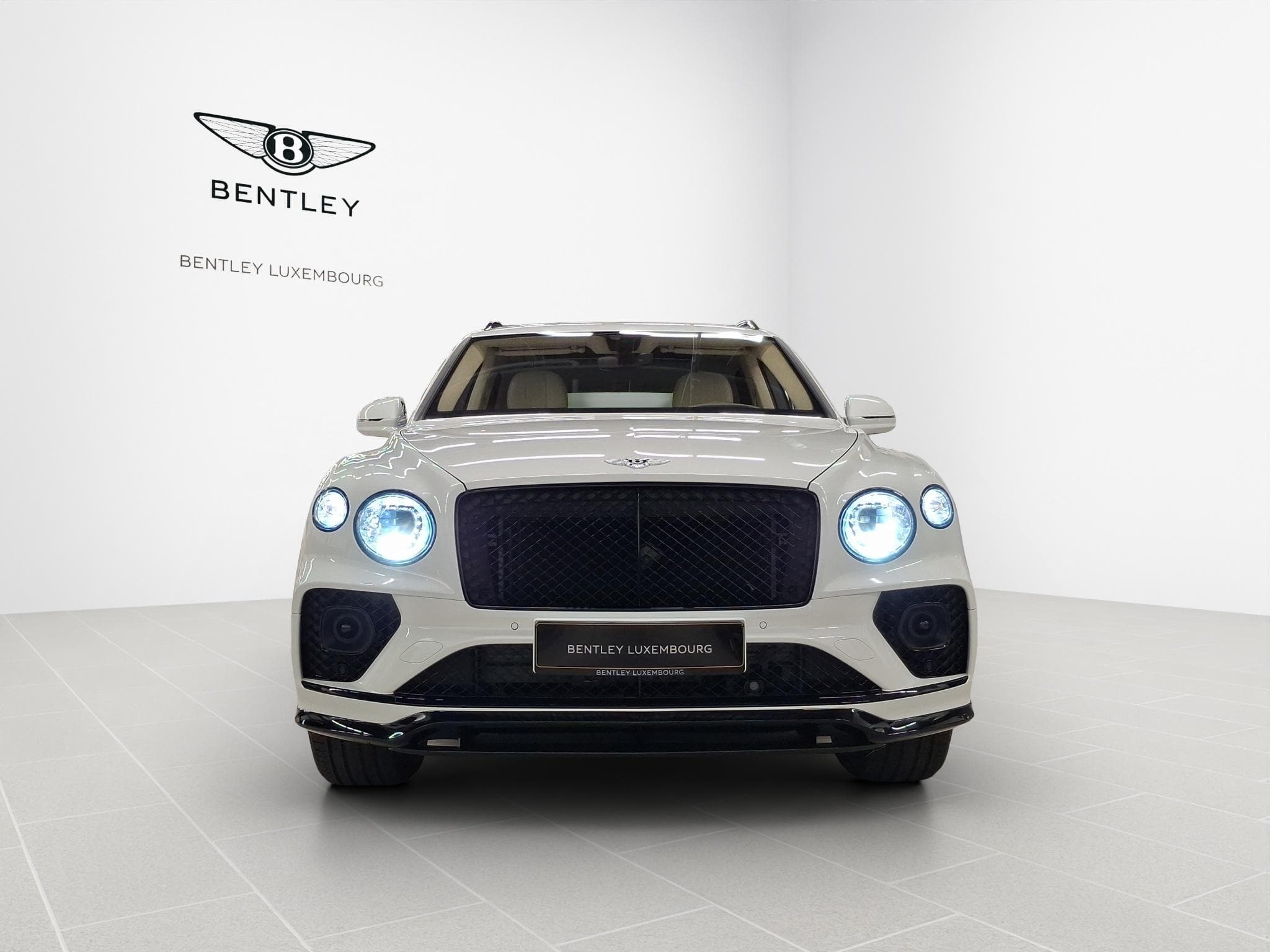 Bentley Bentayga V8 (2023) - Photo 7