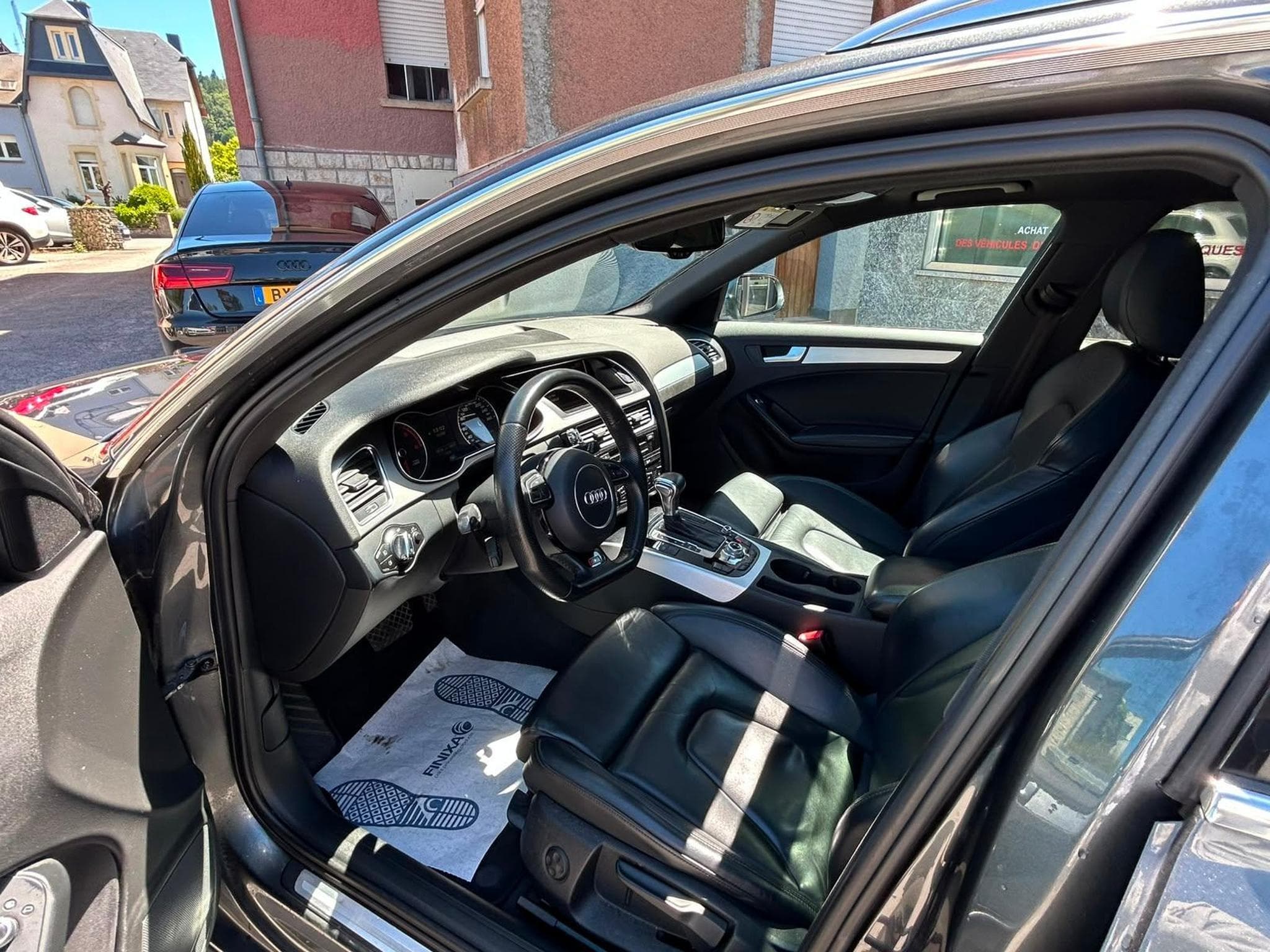 Audi A4 AVANT 2.0 TDI 150CV AUTOMATIQUE 3XSLINE PANORAMA CUIR LED (2014) - Photo 9