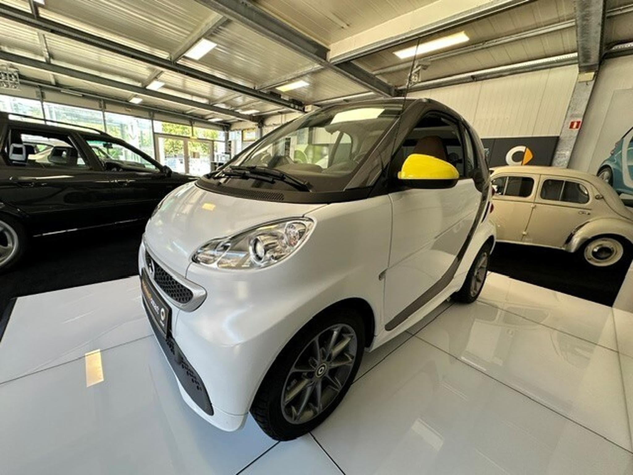 Smart Fortwo 52kw coupé softouch edition BoConcept (2013) - Photo 7