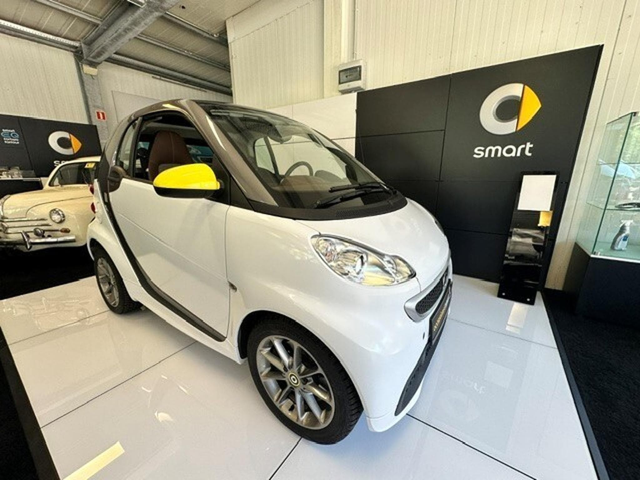 Smart Fortwo 52kw coupé softouch edition BoConcept (2013) - Photo 1