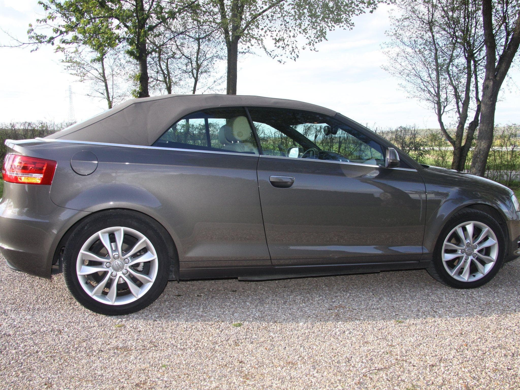 Audi A3 1.8 TFSI 160ch Ambition S tronic 7 (2012) - Photo 3