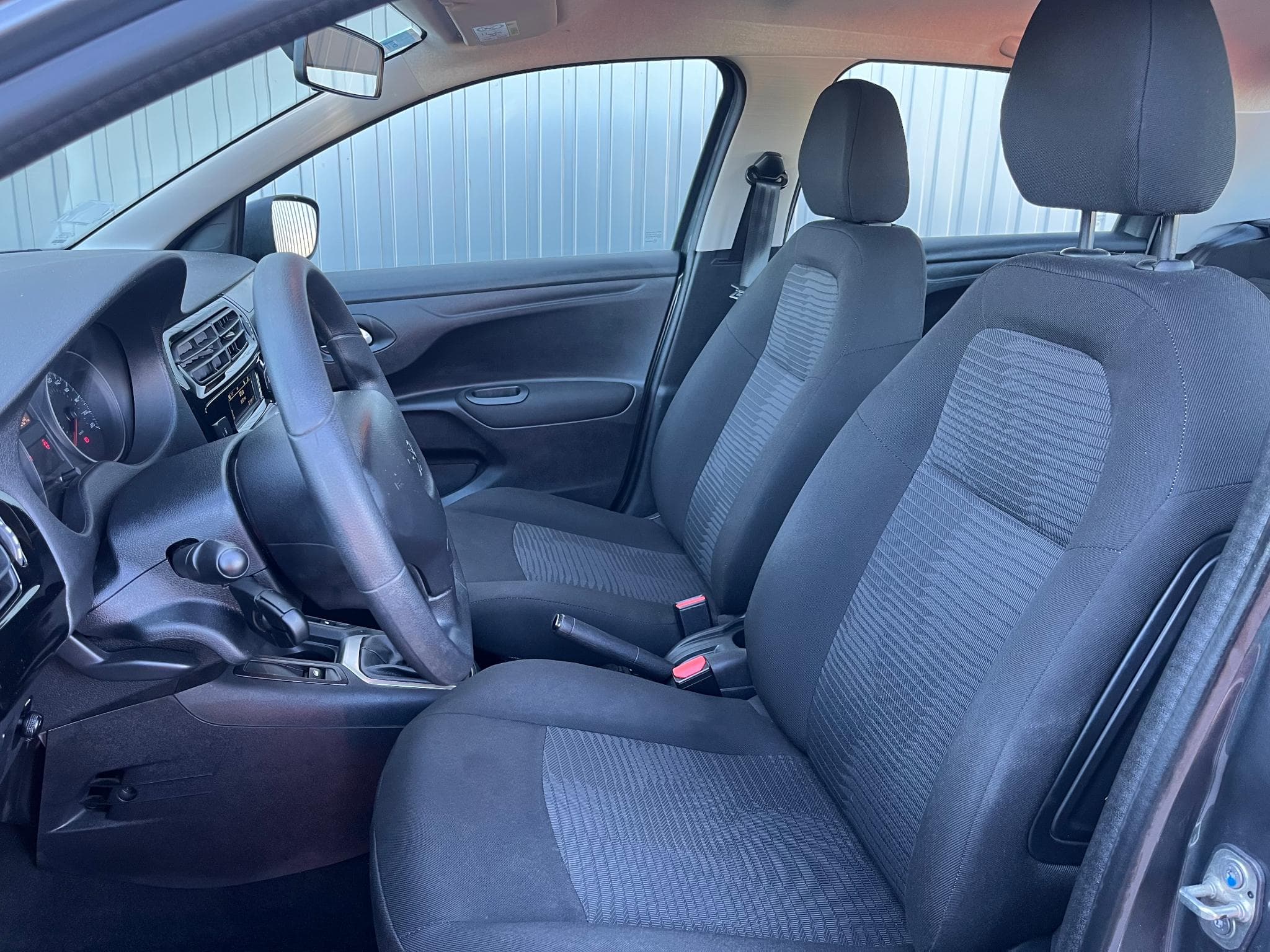 Peugeot 301 1.6 HDI (2016) - Foto 13