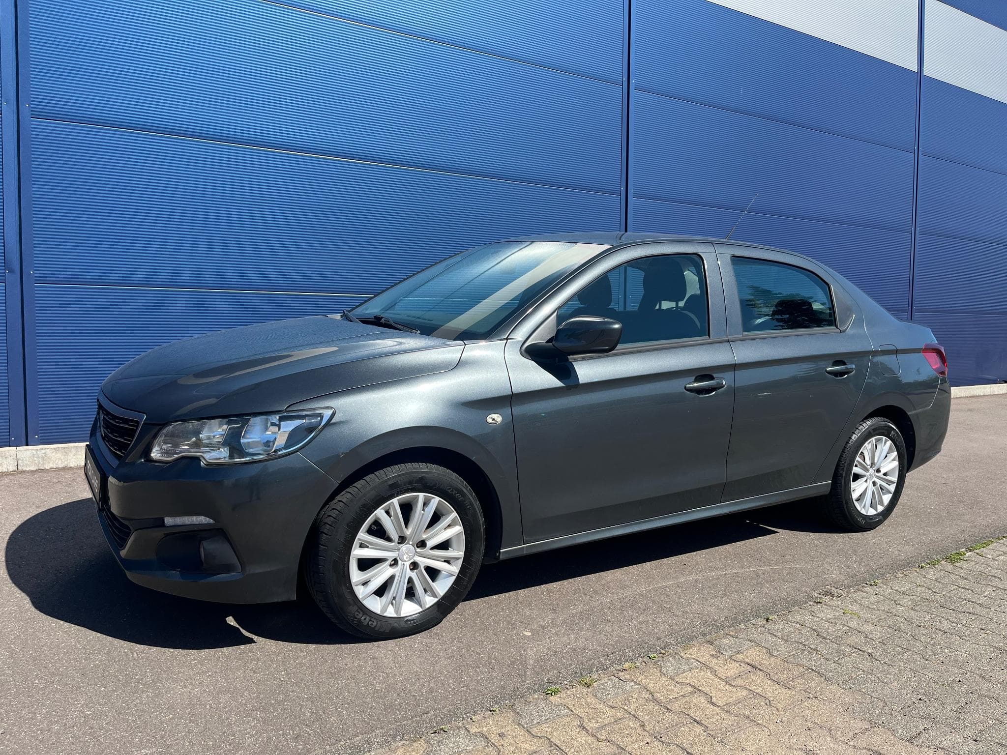 Peugeot 301 1.6 HDI (2016) - Foto 3