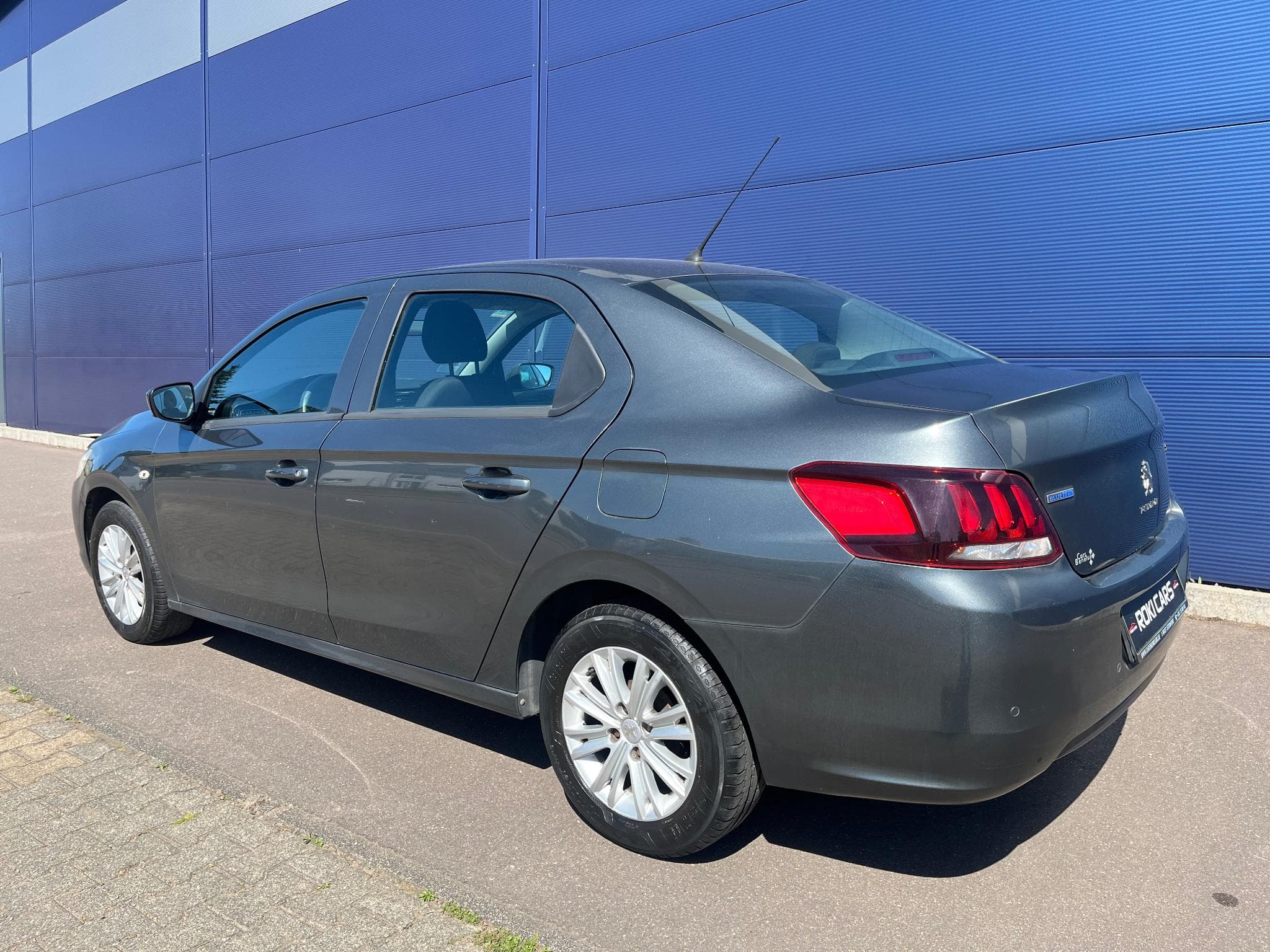 Peugeot 301 1.6 HDI (2016) - Foto 5