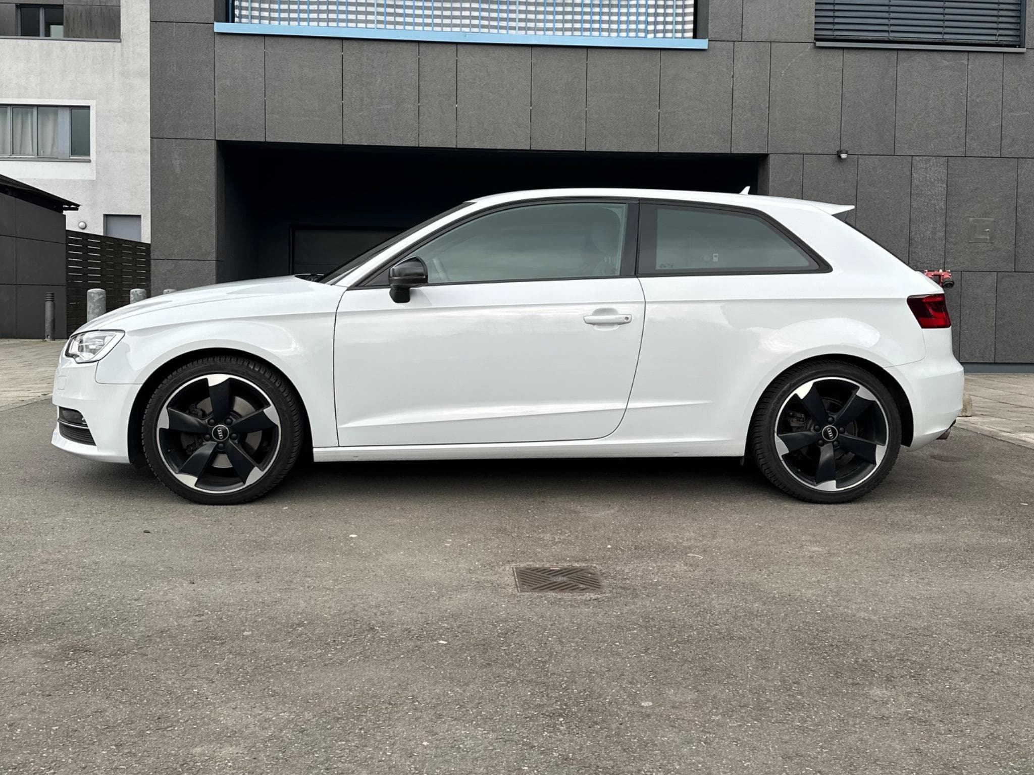 Audi A3 1.8 TFSI Ambiente (2013) - Foto 3