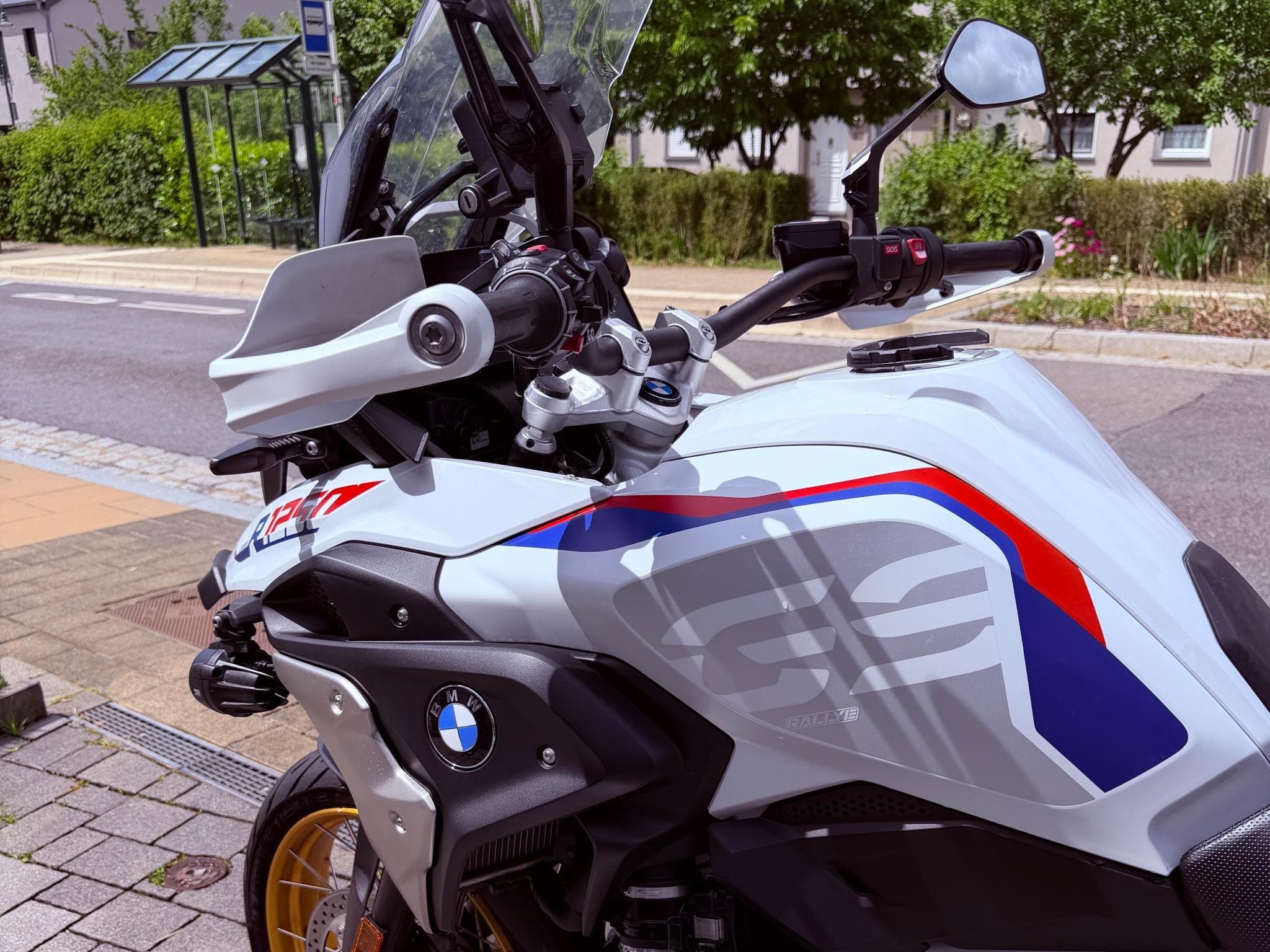 BMW R 1250 GS - Rallye - Option 719 full (2022) - Photo 3