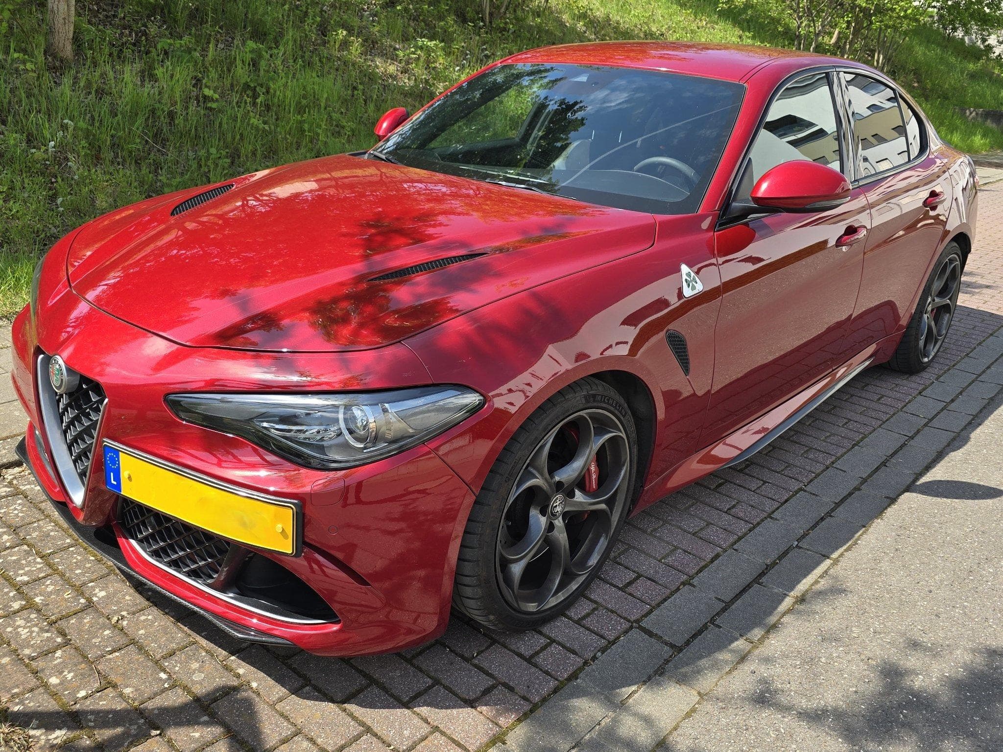 Alfa-Romeo Giulia Quadrifoglio 2.9 V6 Bi-Turbo 510 ch (2020) - Photo 1