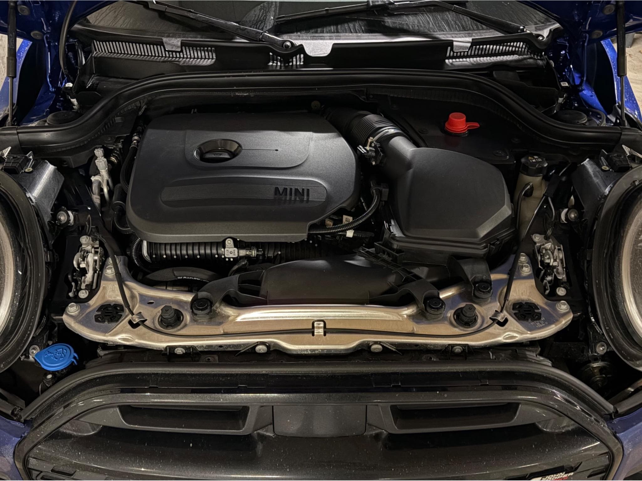 Mini Cooper S JCW Trim (2024) - Photo 5