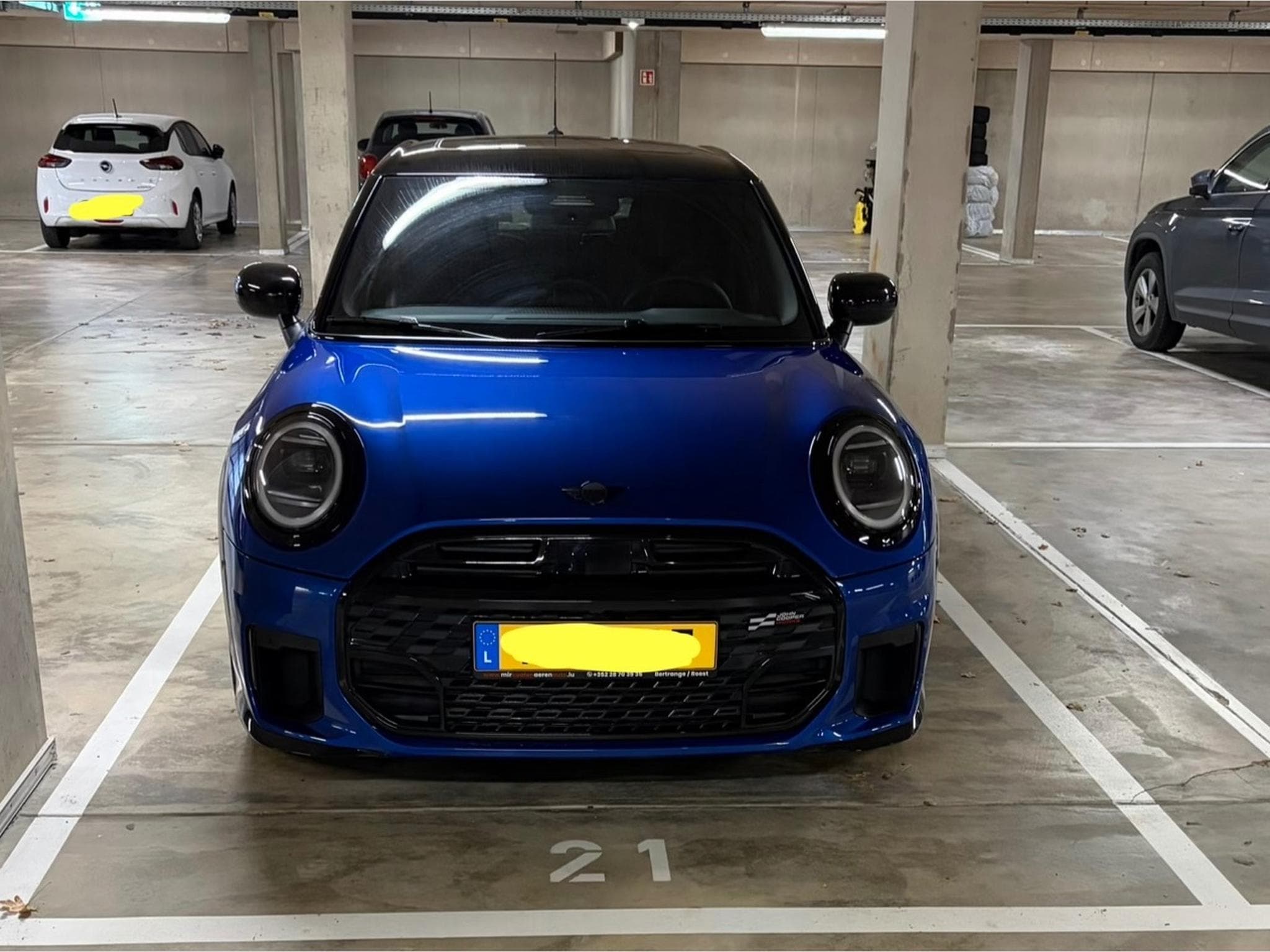 Mini Cooper S JCW Trim (2024) - Photo 10