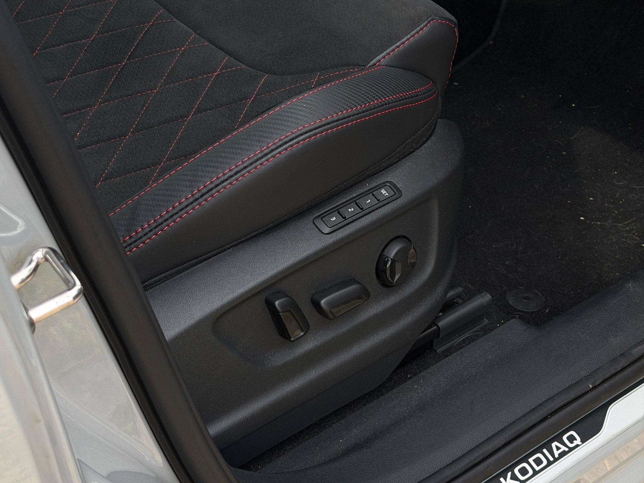 Skoda Kodiaq RS (2024) - Photo 6