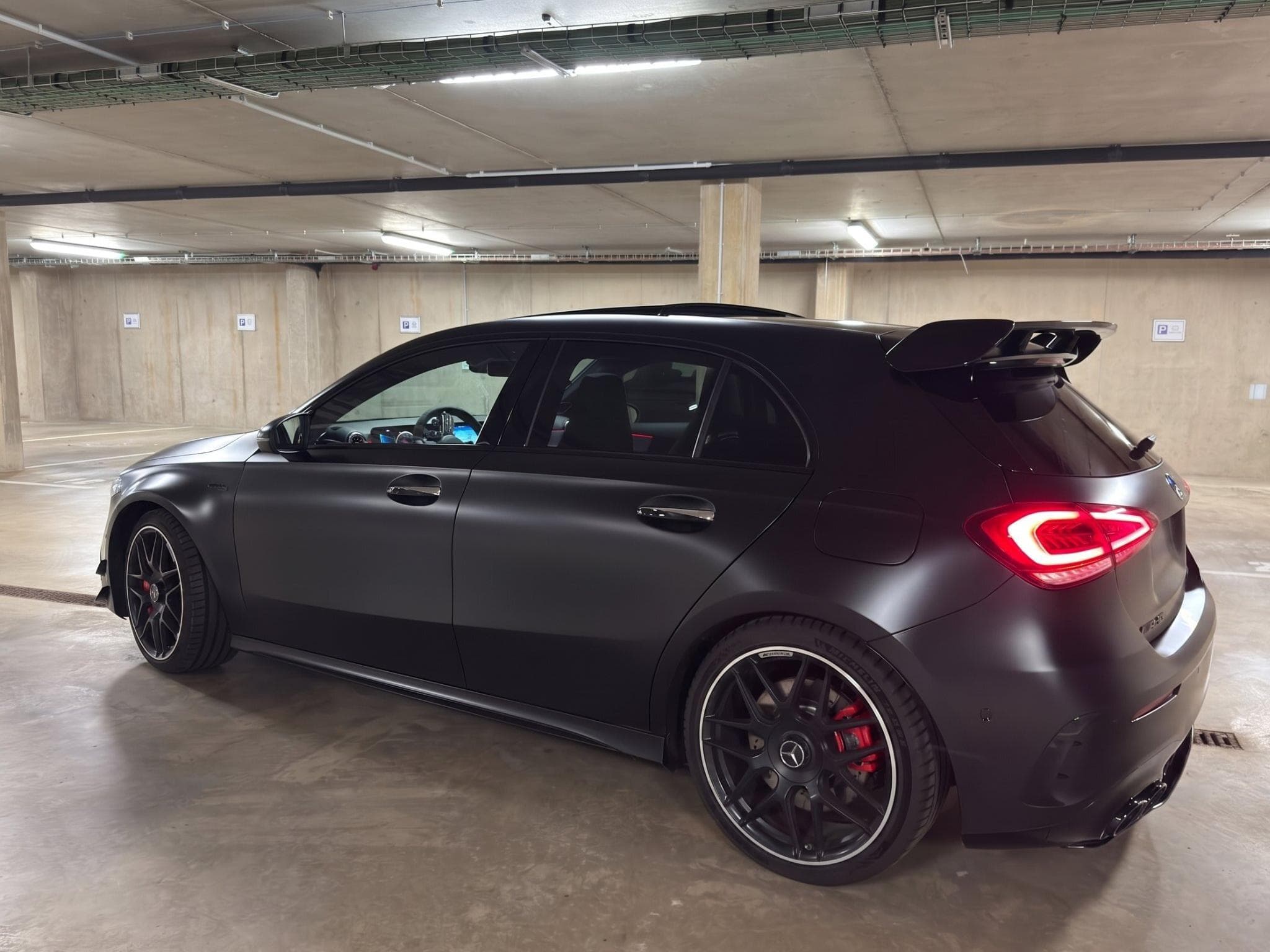 Mercedes A 45 AMG S AMG 4-matic Performance Aero Kit (2023) - Photo 4