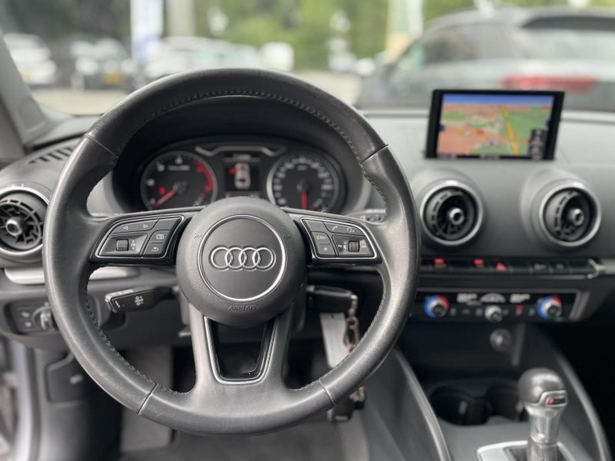 Audi A3 30 Tdi 116 S-tronic Limousine (2019) - Photo 7