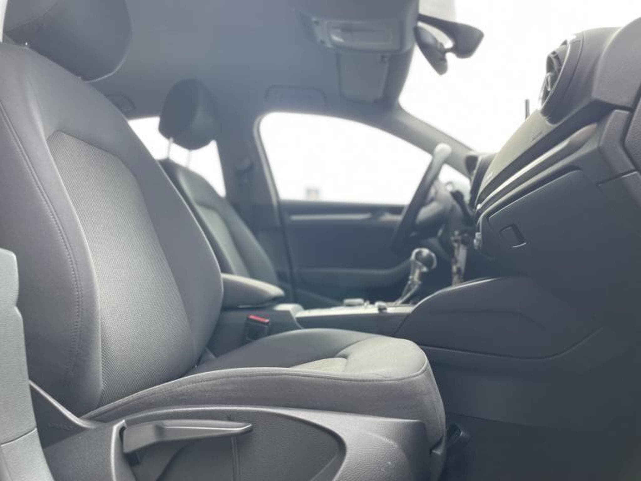 Audi A3 30 Tdi 116 S-tronic Limousine (2019) - Photo 4