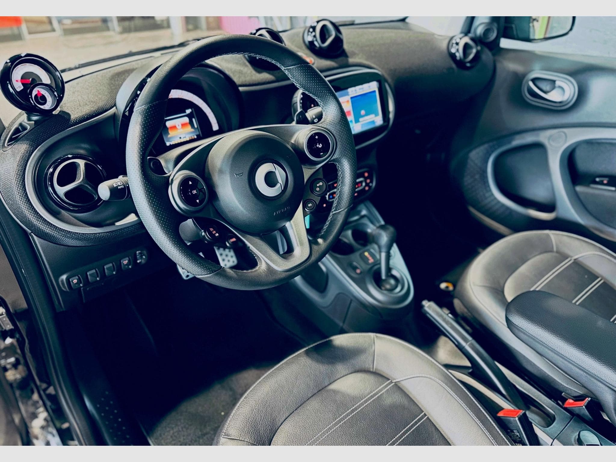 Smart Fortwo FORTWO COUPE PRIME BVA (2017) - Photo 9