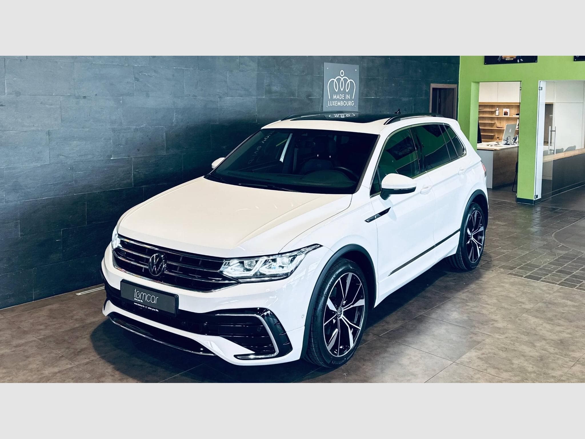 VW Tiguan TIGUAN R-LINE TDI 4MOTION DSG (2023) - Foto 3