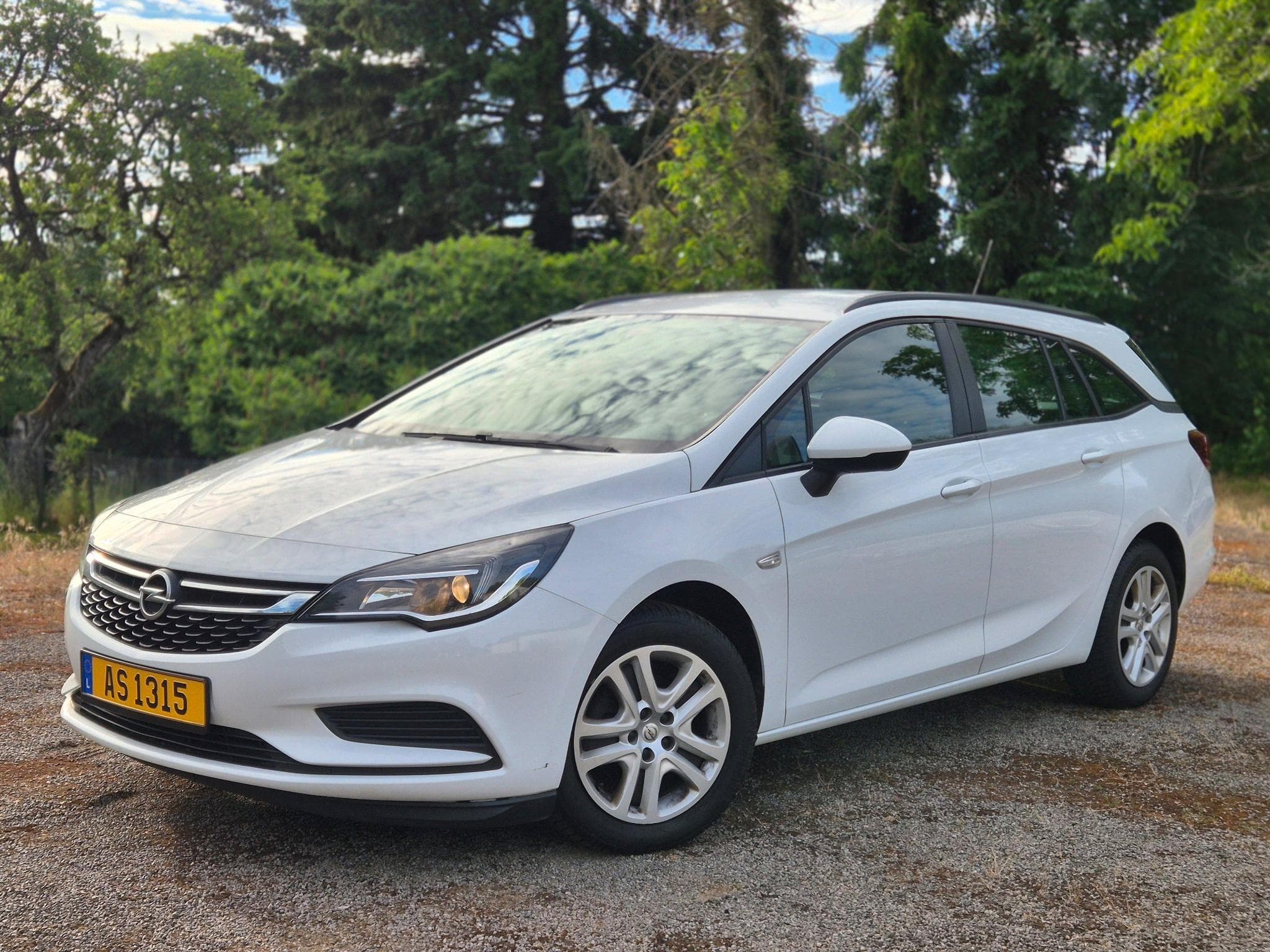 Opel Astra 1.6 CDTi ecoflex -1ère main- (2017) - Photo 1