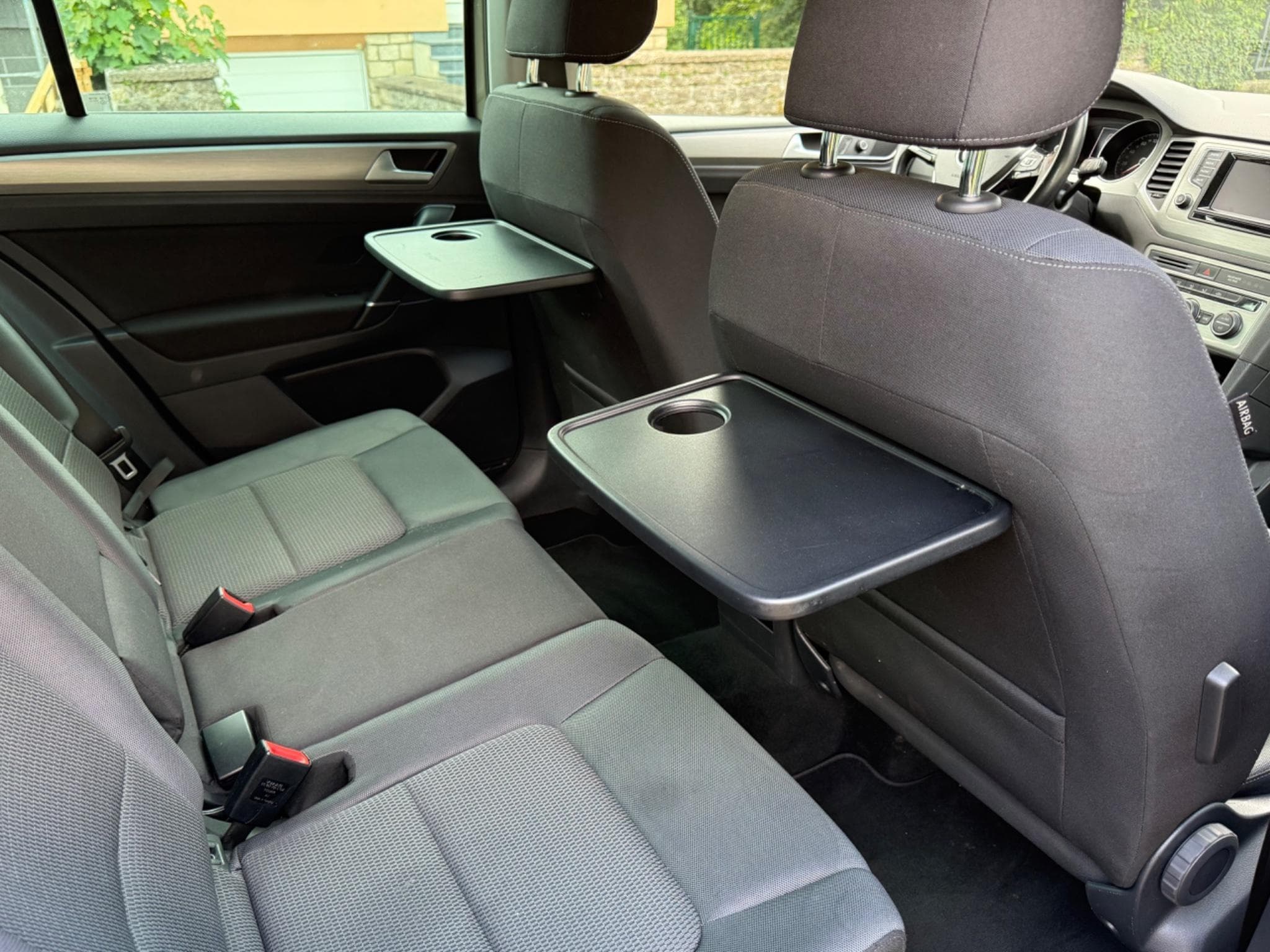 VW Golf Sportwagon 1.6 TDI BOÎTE DSG (2015) - Foto 6