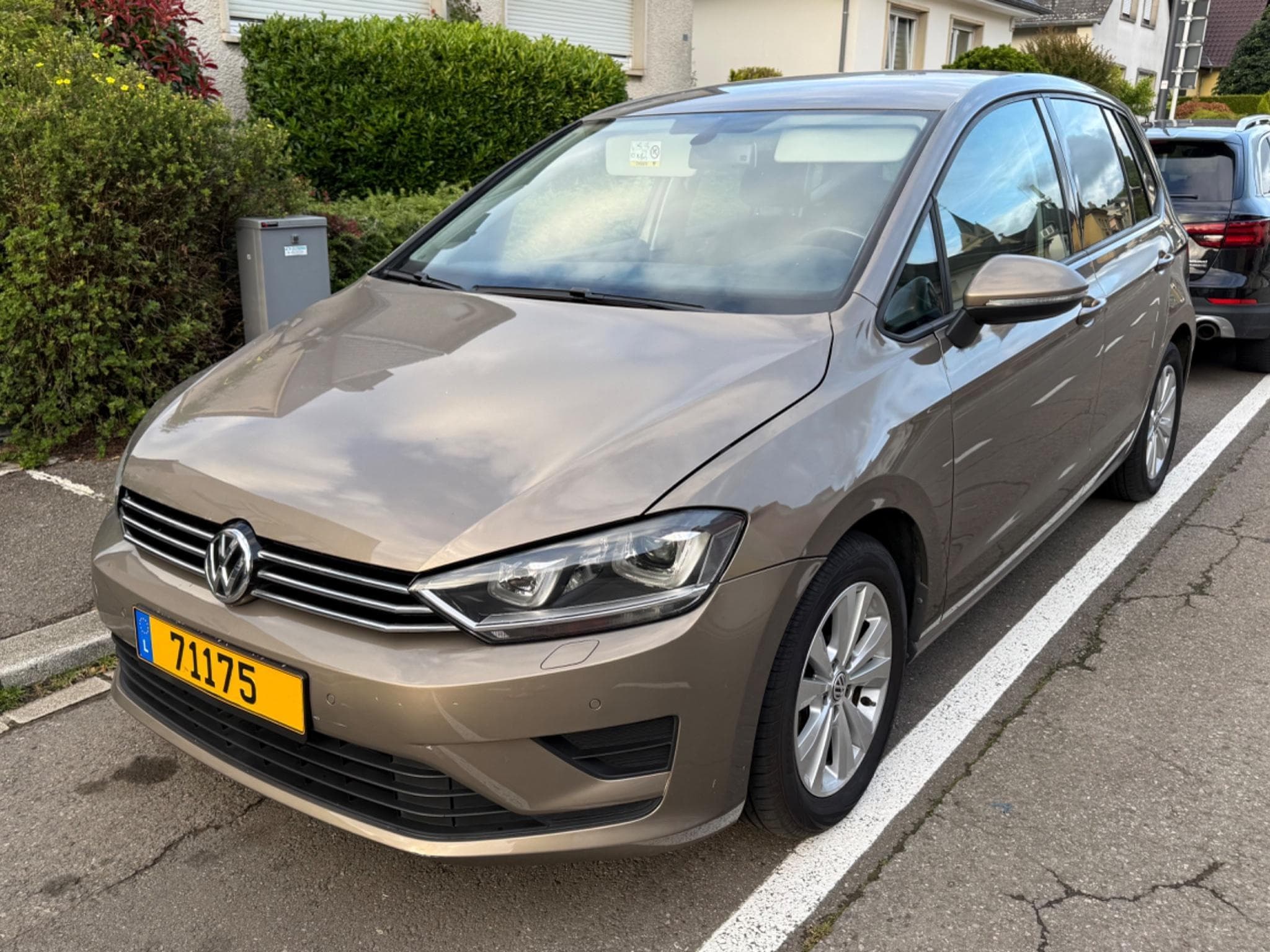 VW Golf Sportwagon 1.6 TDI BOÎTE DSG (2015) - Foto 9