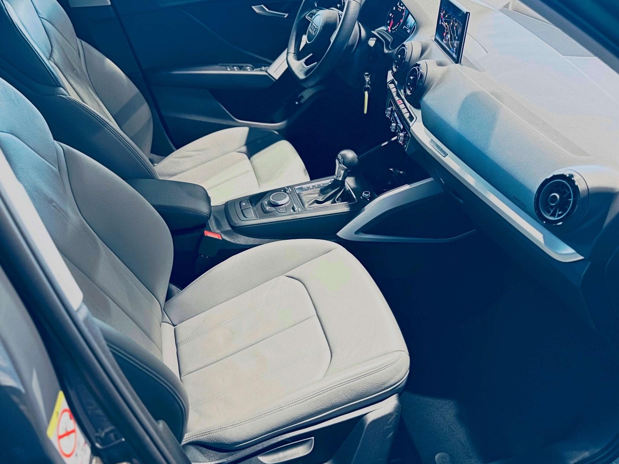 Audi Q2 Q2 SPORT TFSI S-TRONIC (2018) - Photo 13