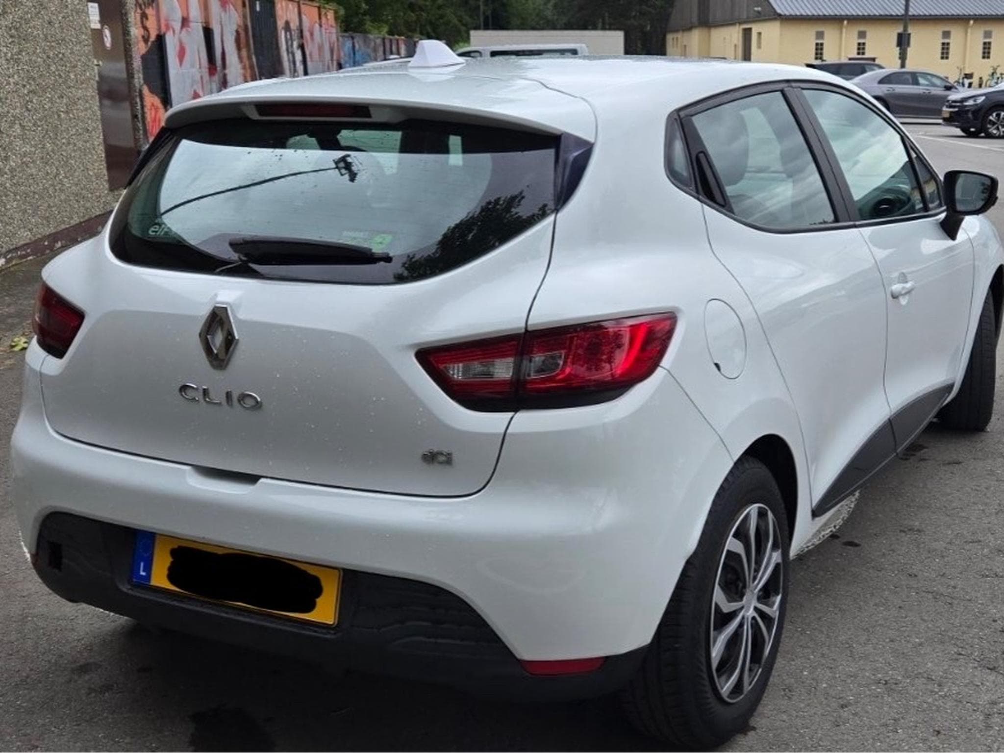 Renault Clio 1.5 dci (2015) - Foto 2
