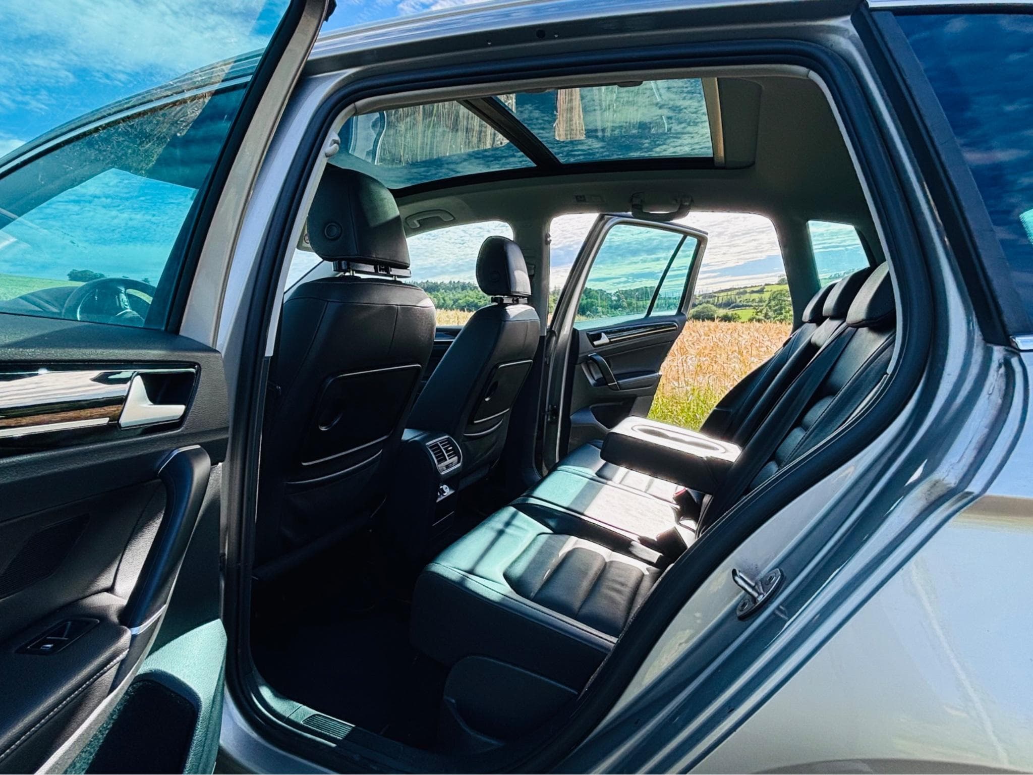 VW Golf Sportsvan 1.4TSI 92kW (2015) - Photo 9