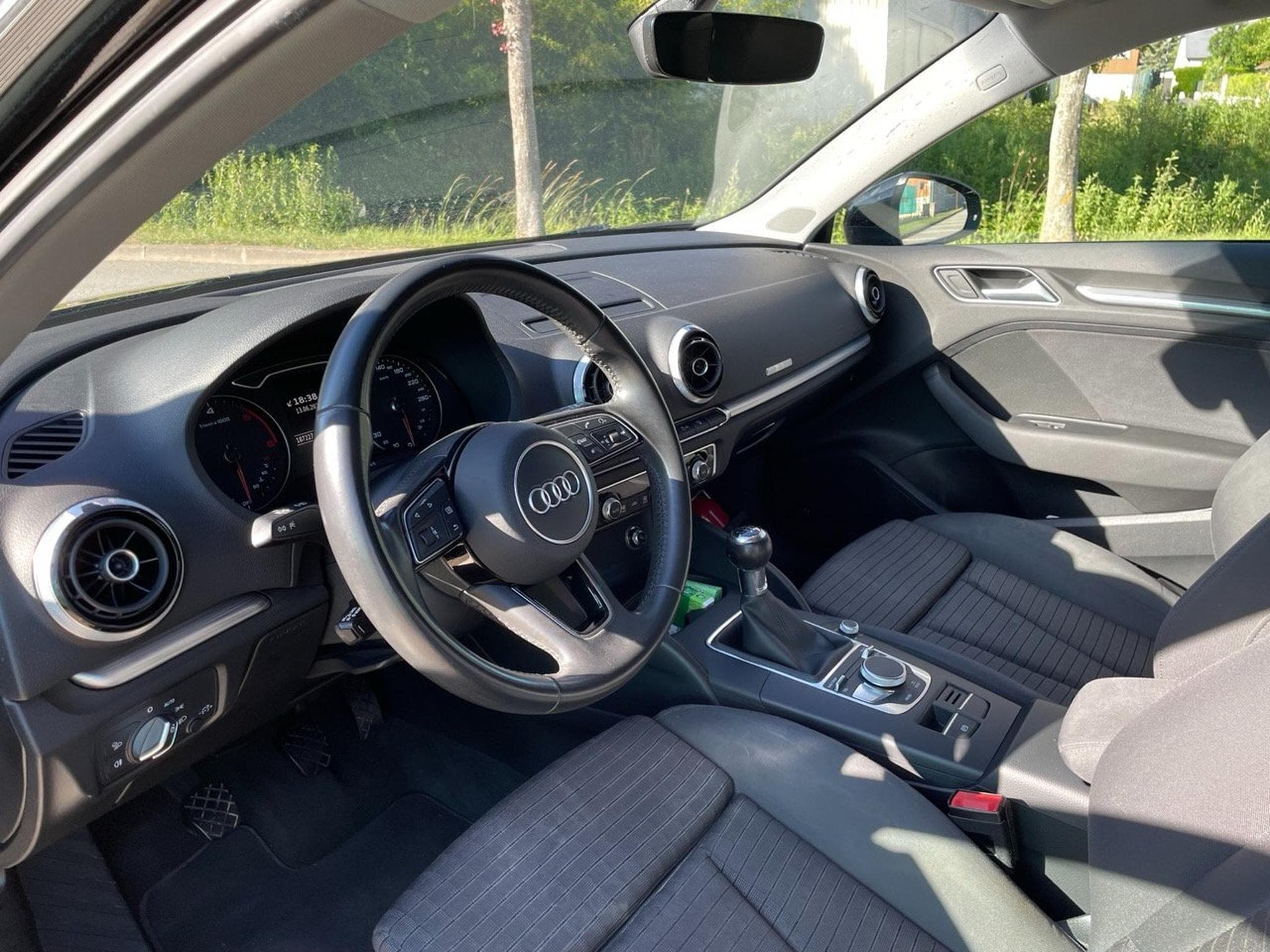 Audi A3 Audi A3 Sportback Ambition 2.0 TDI 150ch (2016) - Photo 6