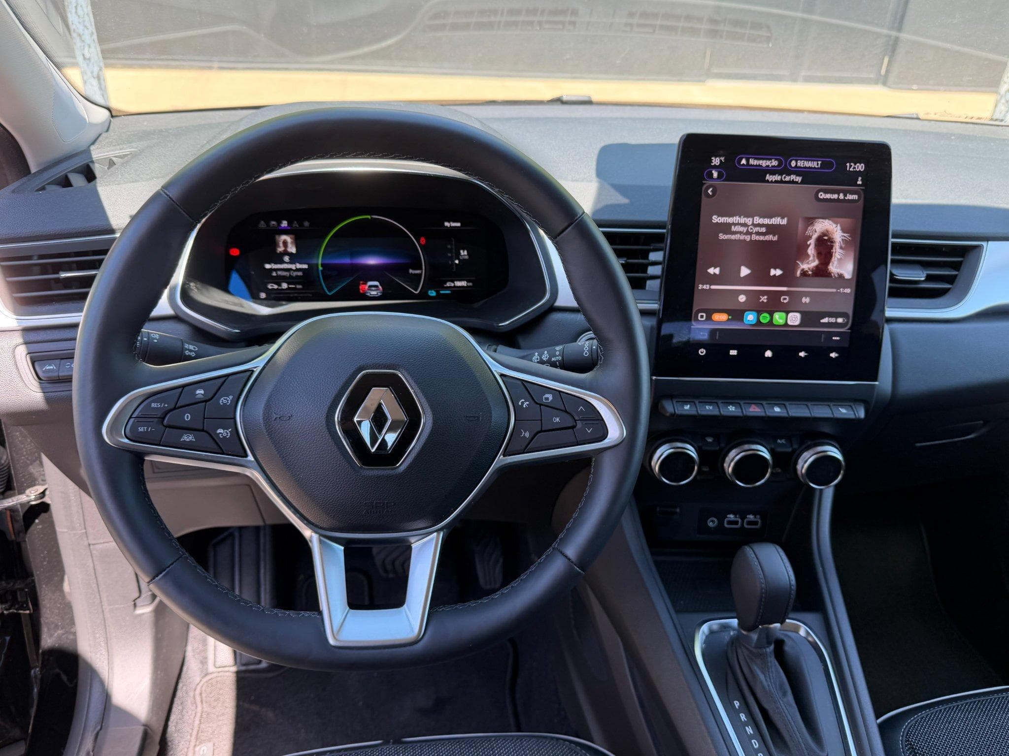 Renault Captur Techno E-Tech Hybrid 145 (2024) - Foto 5