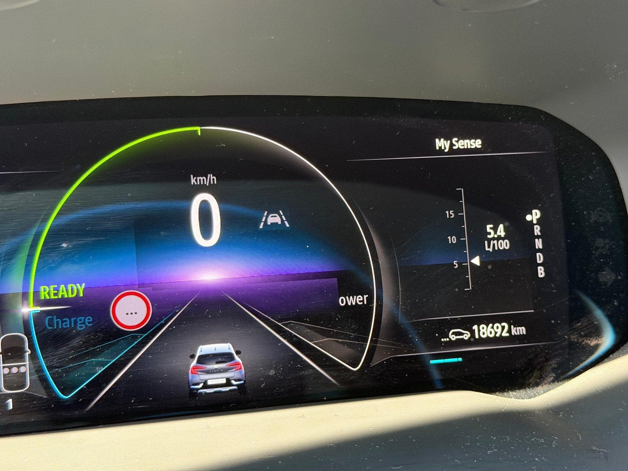 Renault Captur Techno E-Tech Hybrid 145 (2024) - Foto 6