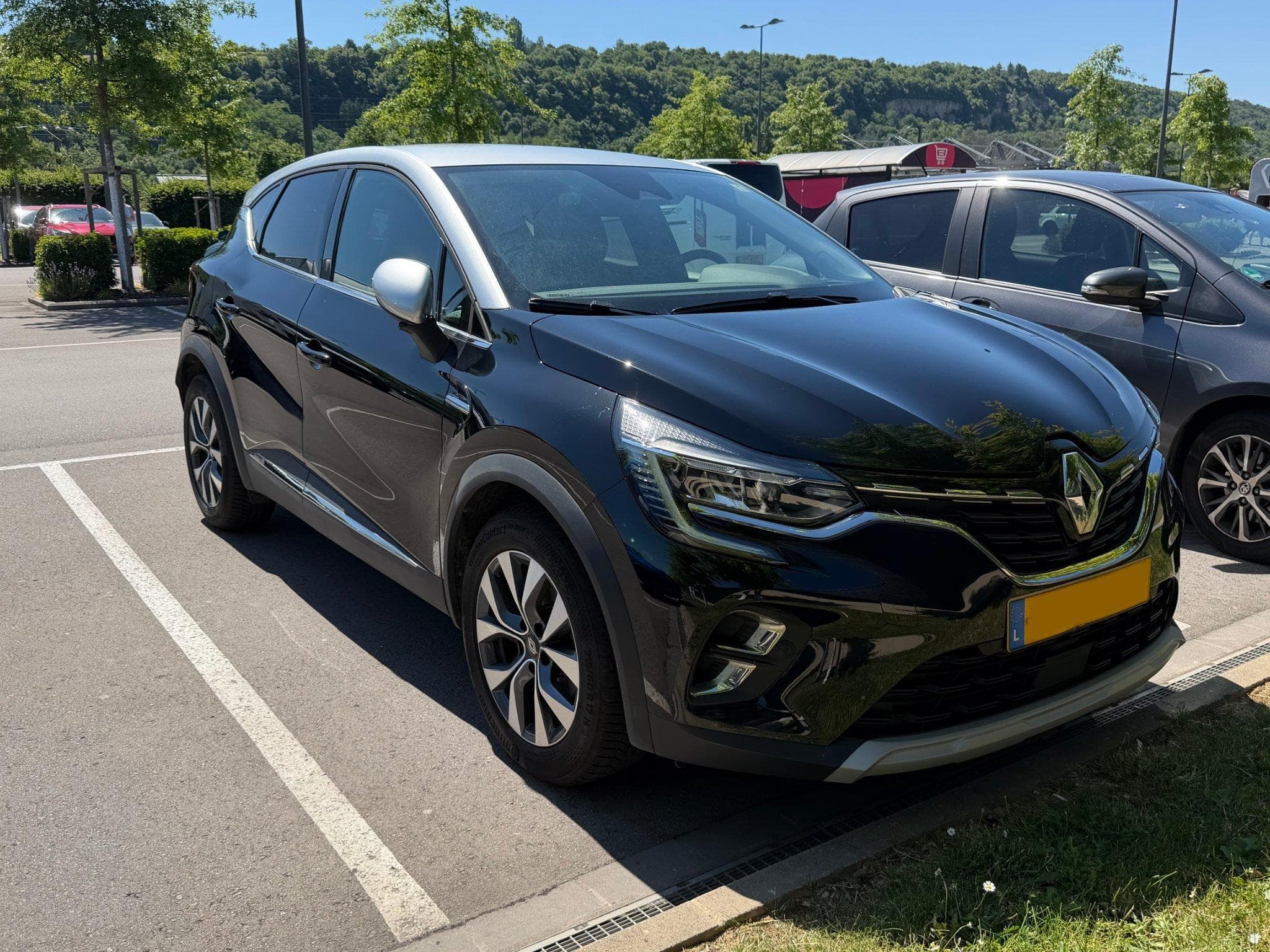 Renault Captur Techno E-Tech Hybrid 145 (2024) - Foto 1