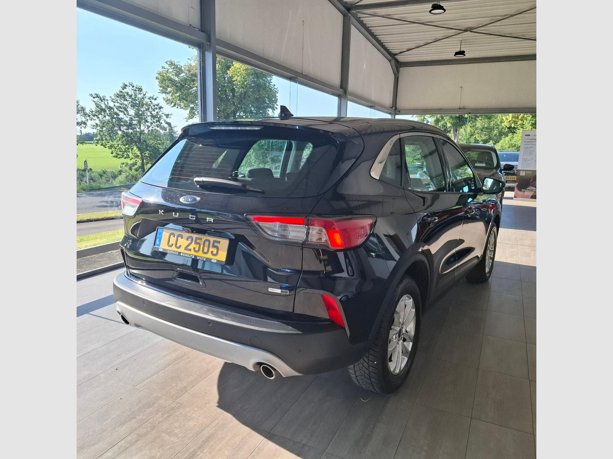 Ford Kuga TITANIUM (2020) - Photo 2