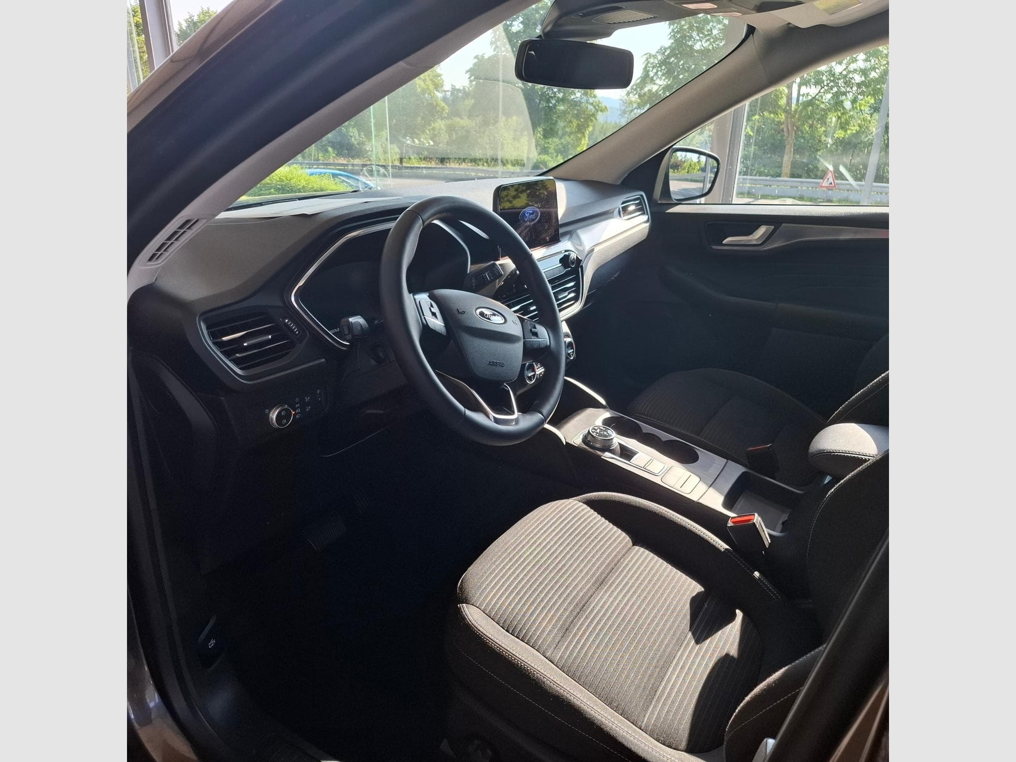 Ford Kuga TITANIUM (2022) - Foto 3